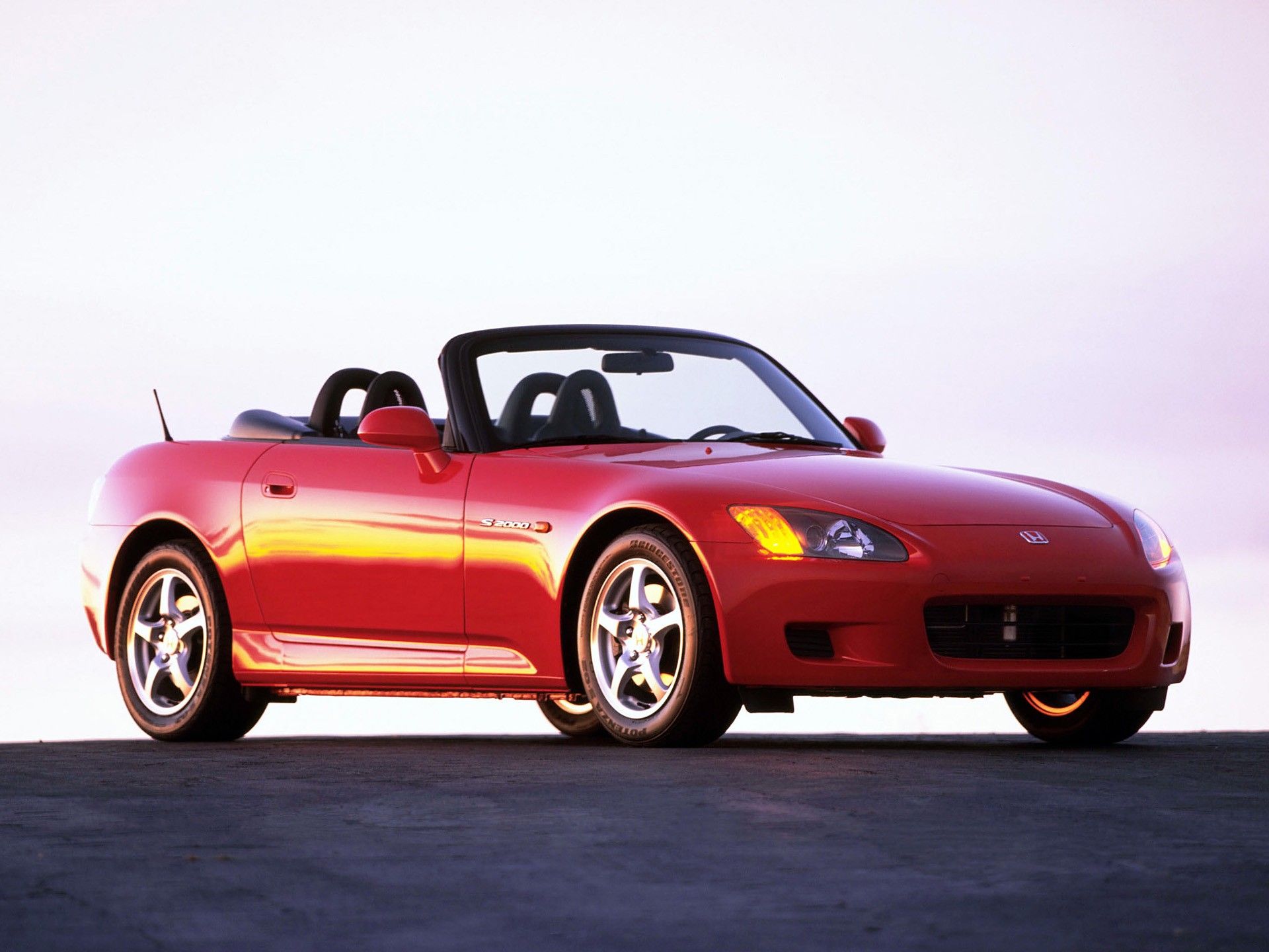 S2000