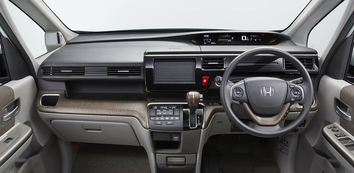 StepWGN G Turbo (RP1)