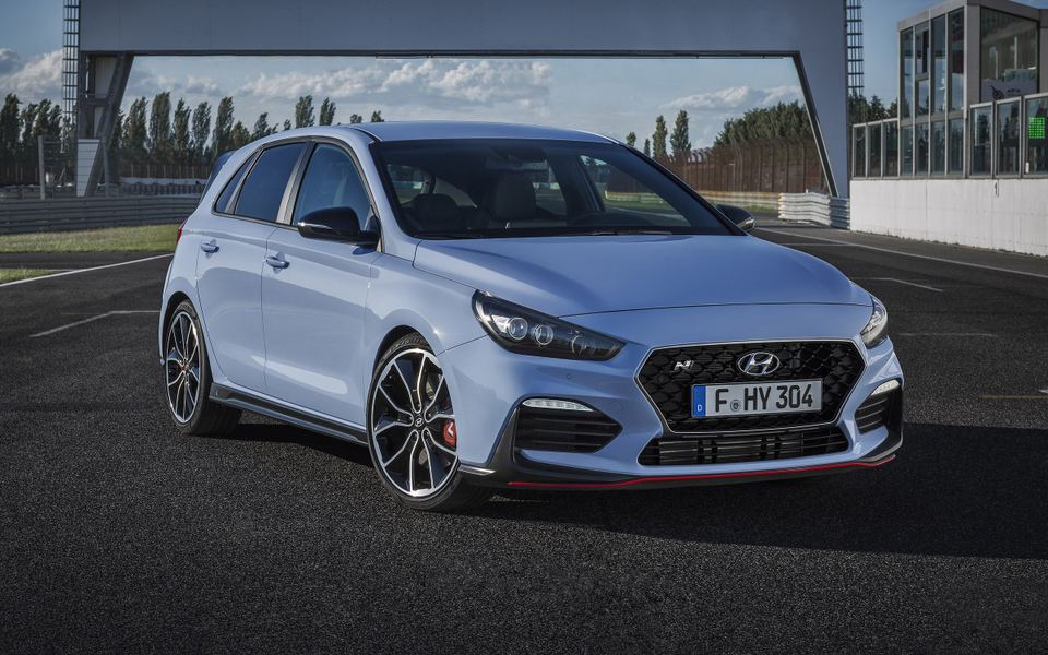 i30