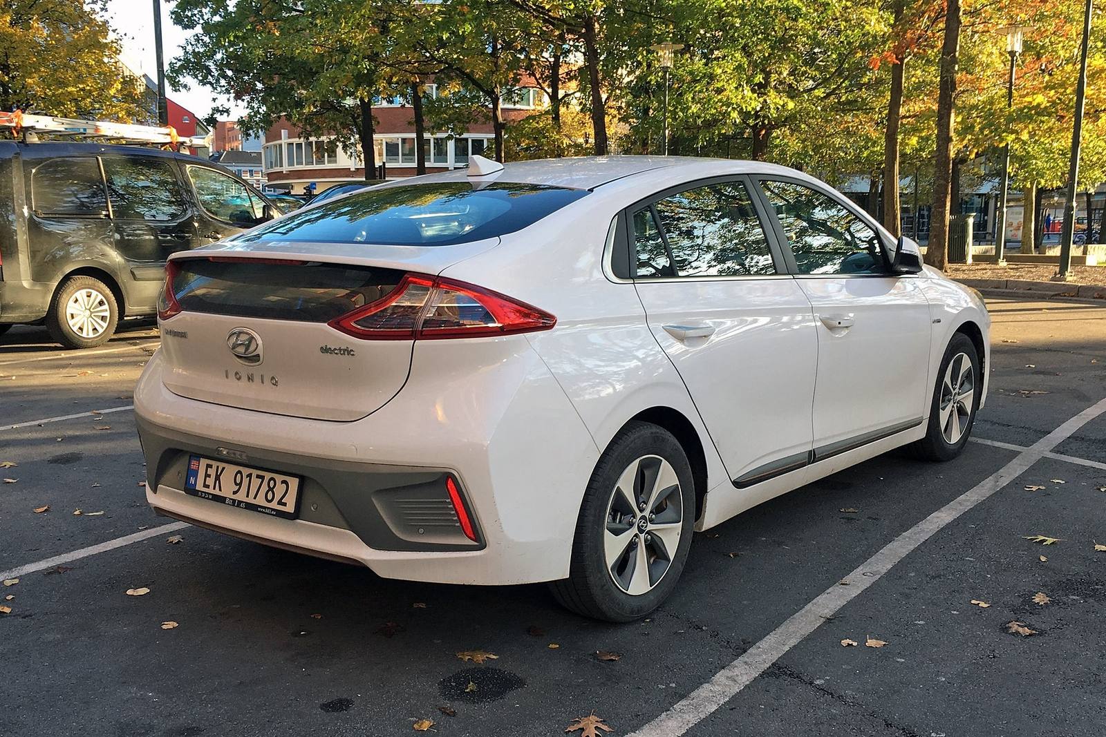 Ioniq Hybrid (AE)