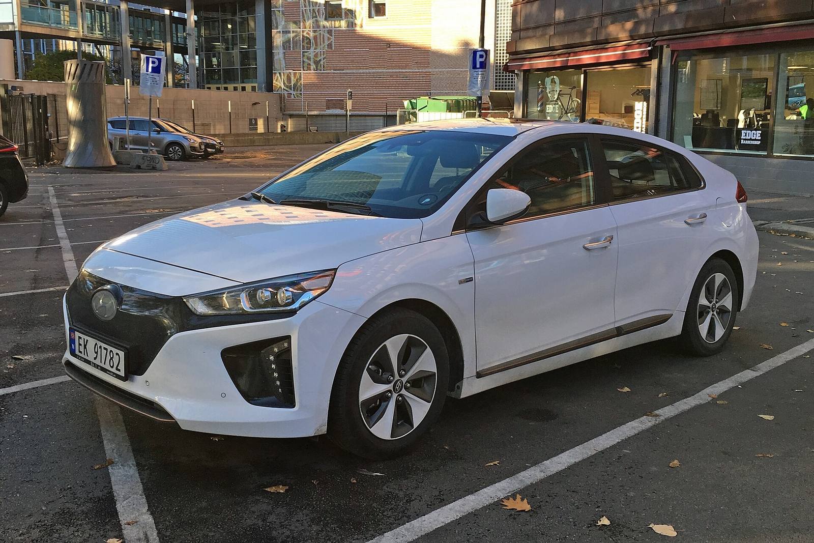Ioniq Hybrid (AE)