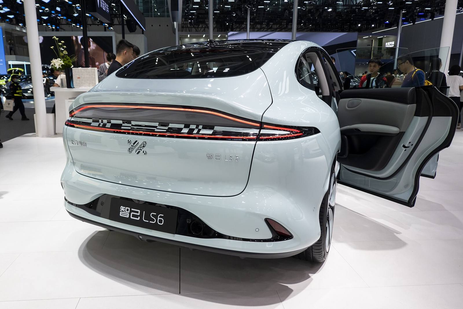 LS6 Standard