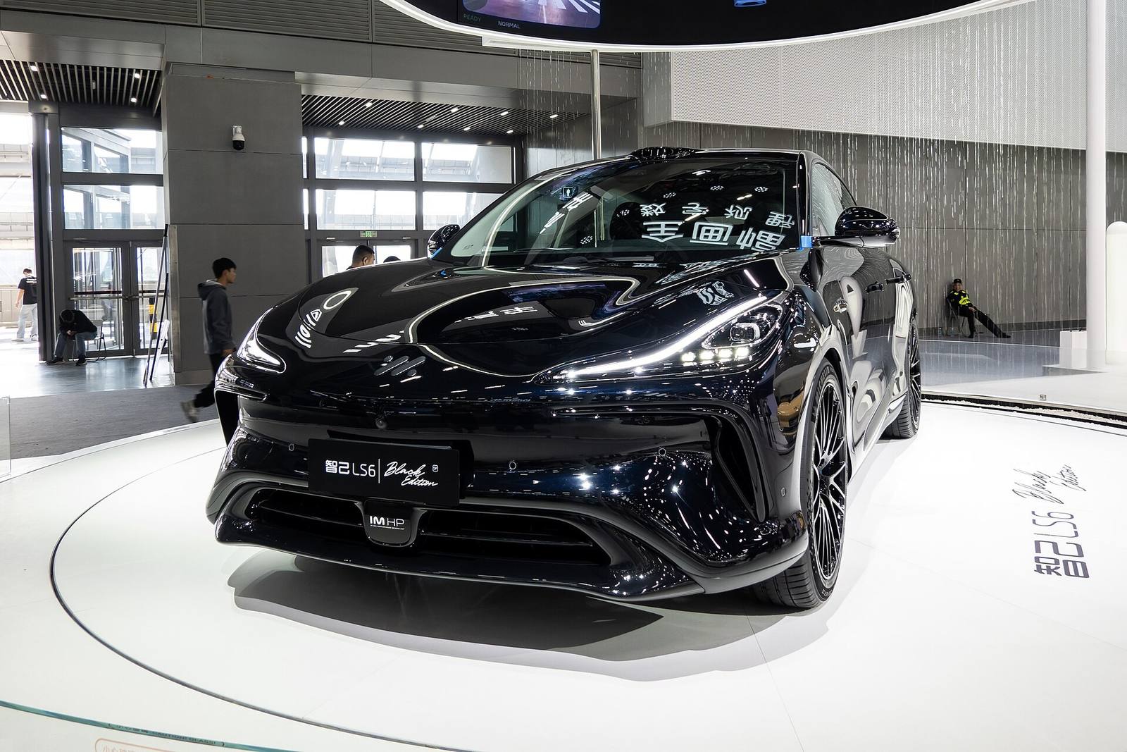 LS6 Standard
