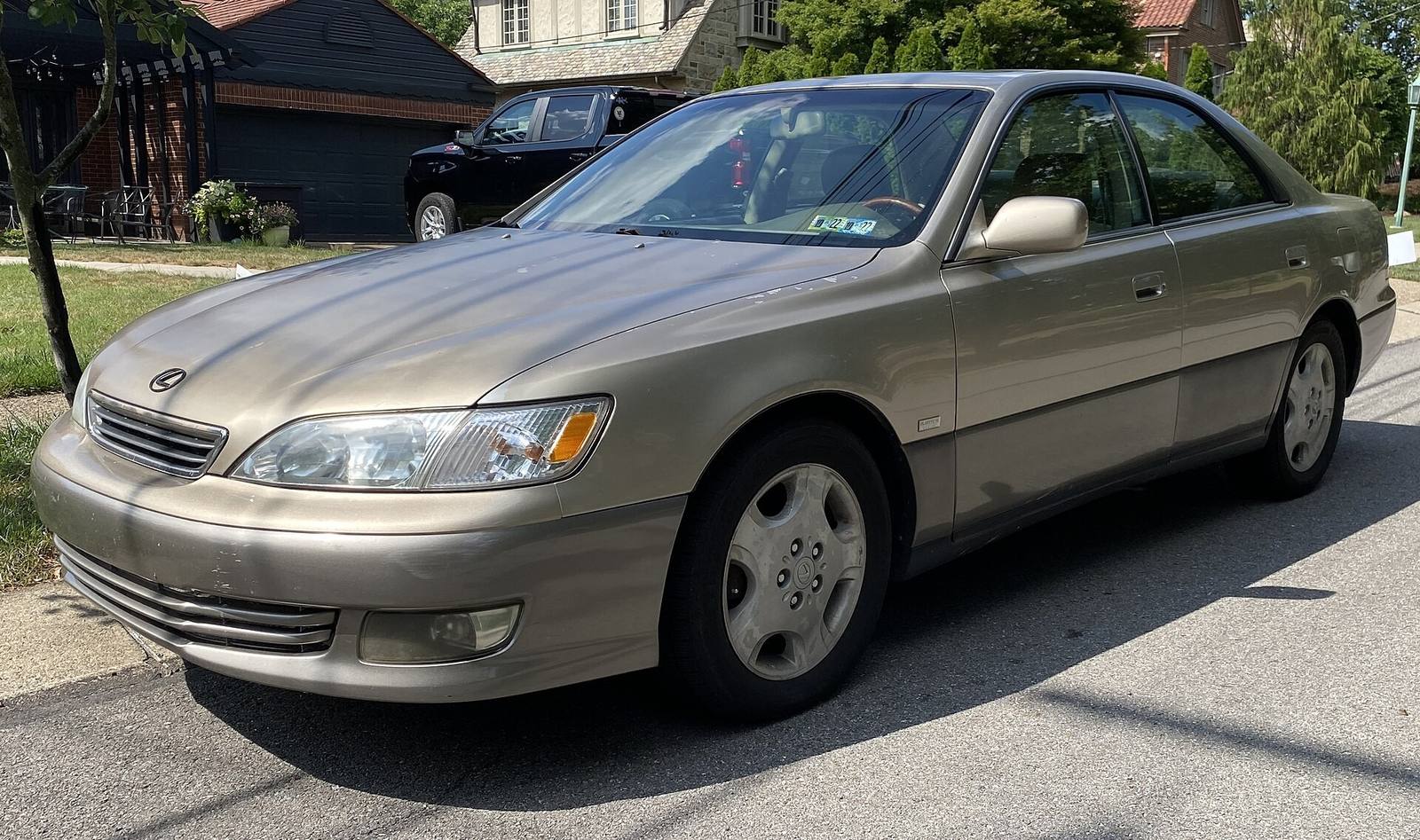 ES 300h