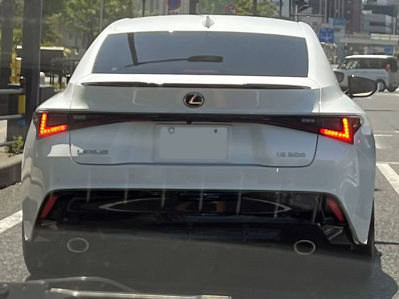 IS 350