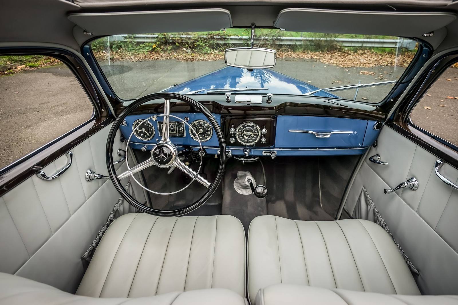 220 Cabriolet A (85 PS)