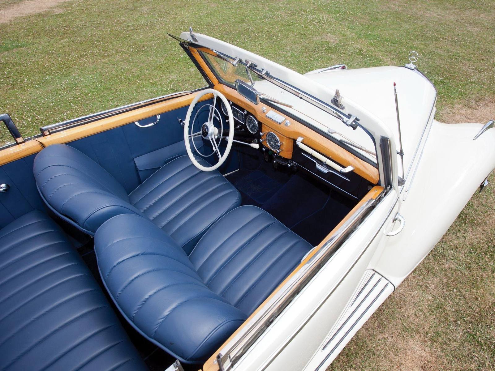 220 Cabriolet B