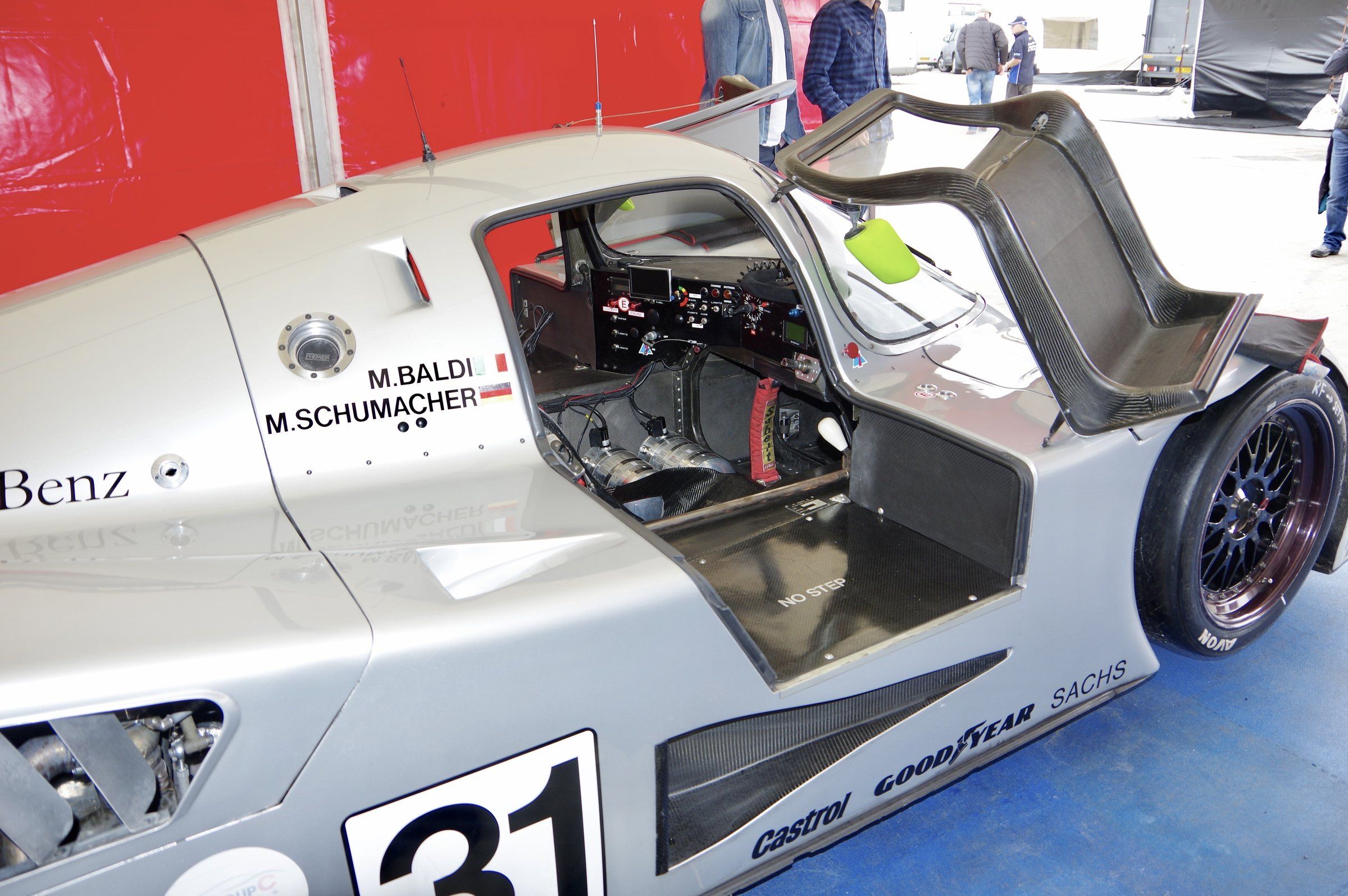 C11