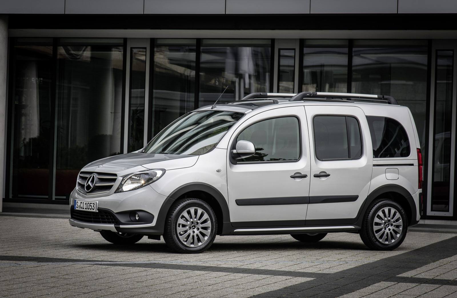 108 CDI Tourer (75 PS)