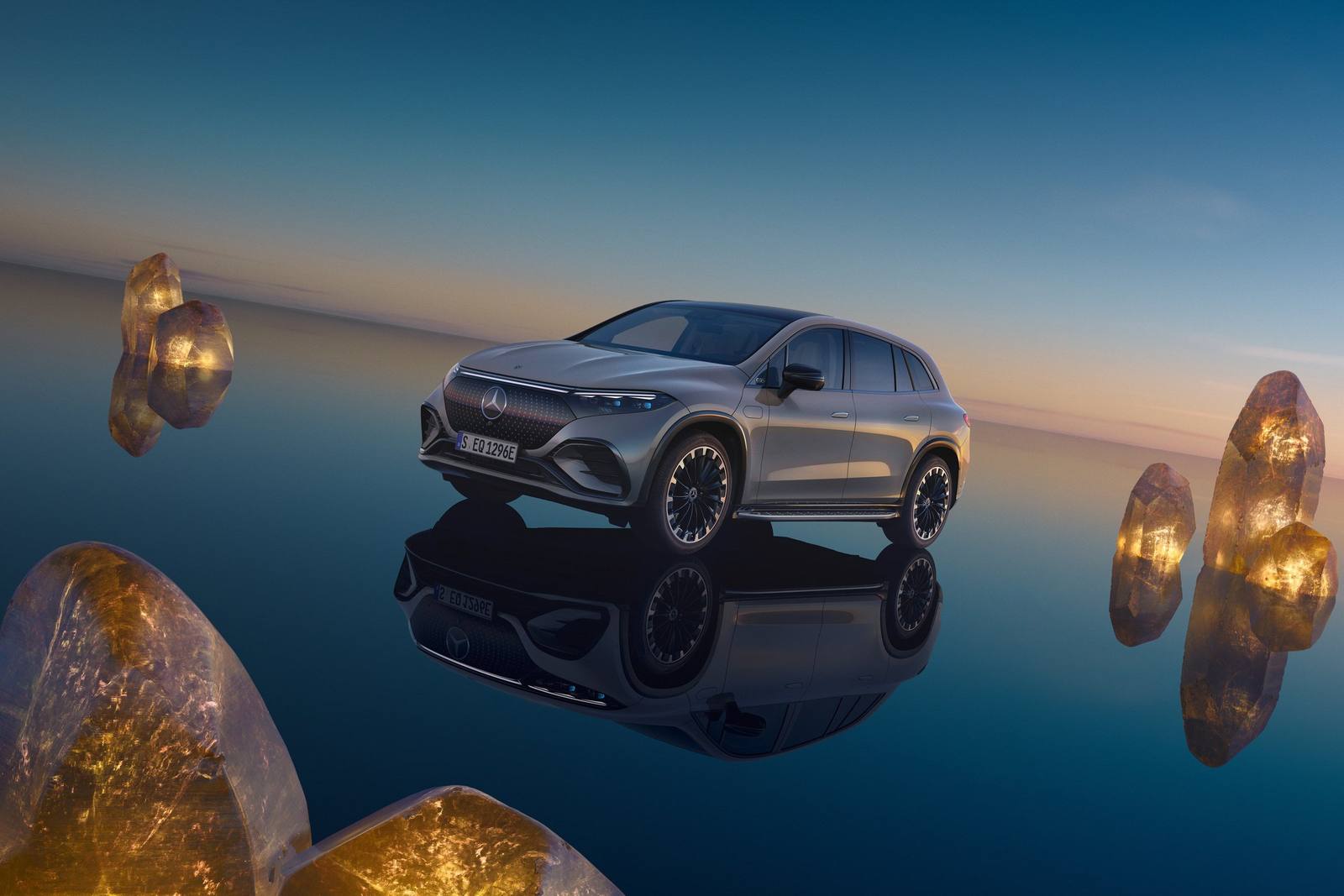 EQS 450+ SUV