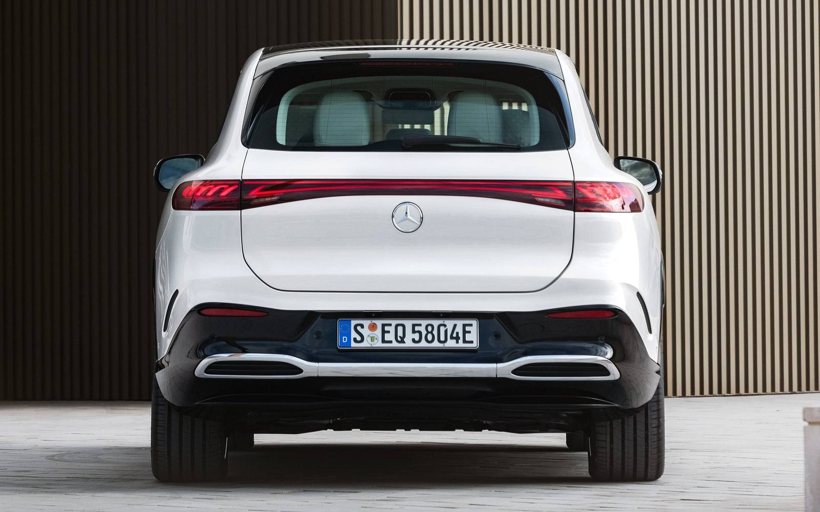 EQS 450+ SUV