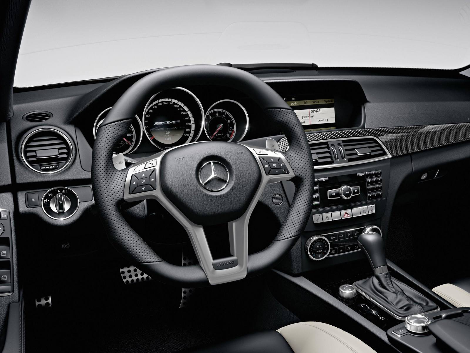 C 63 AMG Performance Package