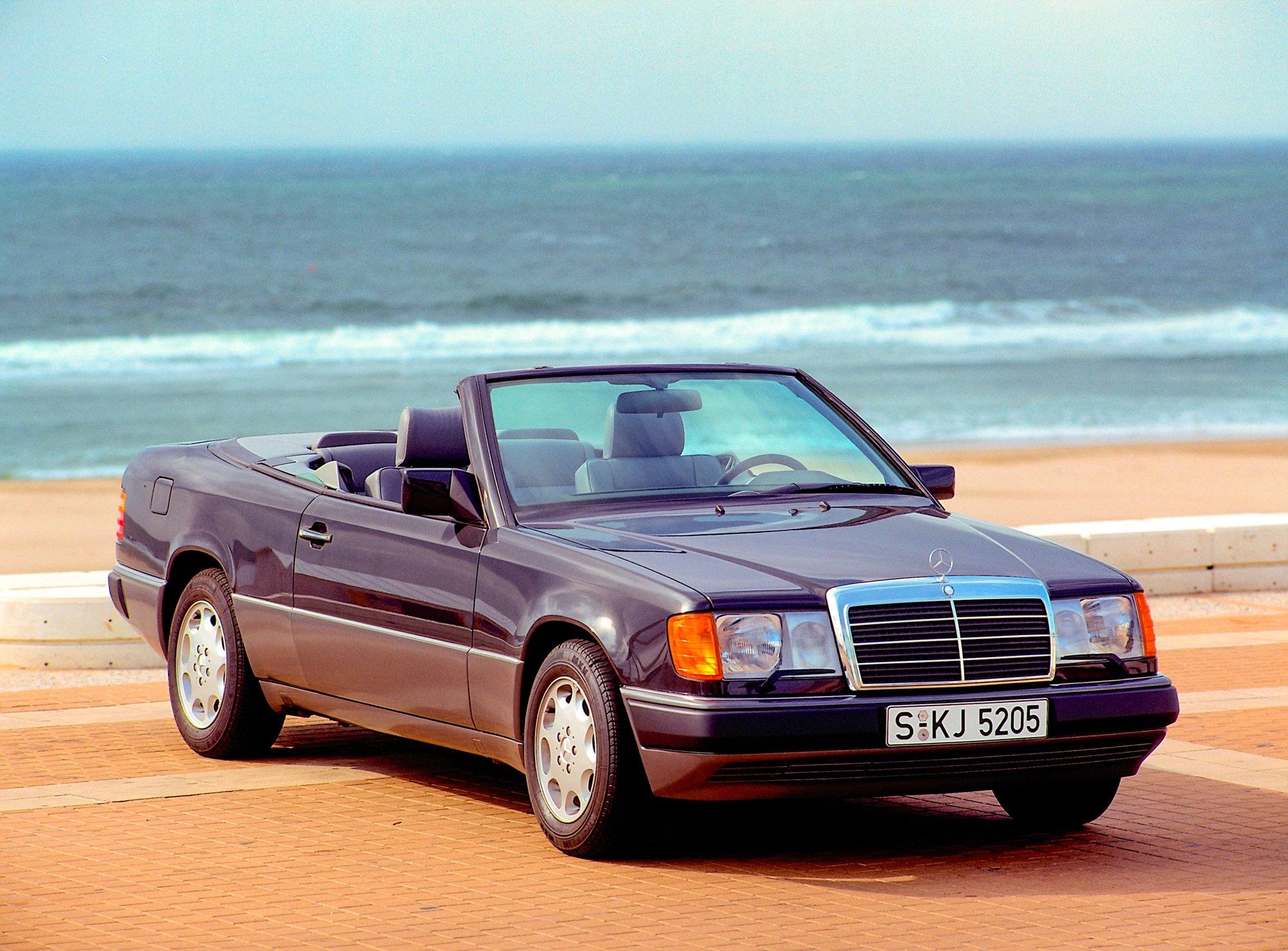 300 CE-24 CAT Cabriolet