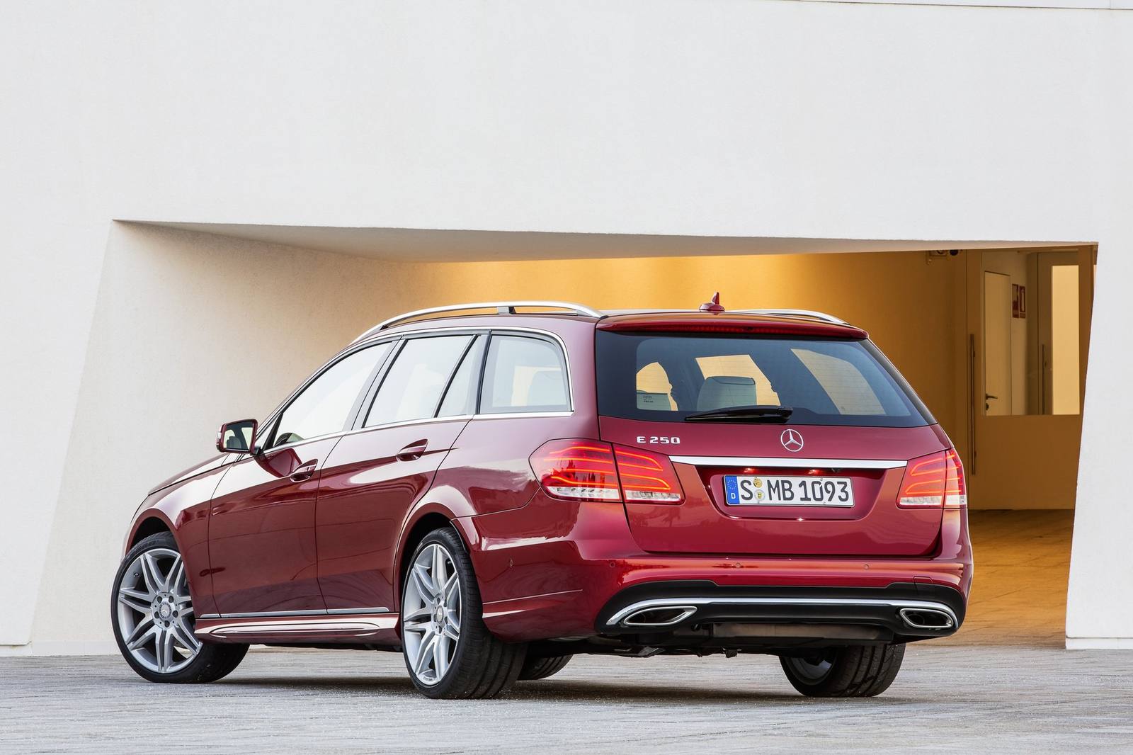 E 220 BlueTEC 4MATIC Estate