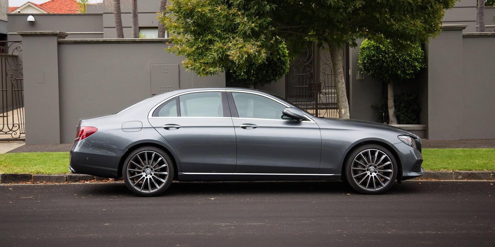 E 200