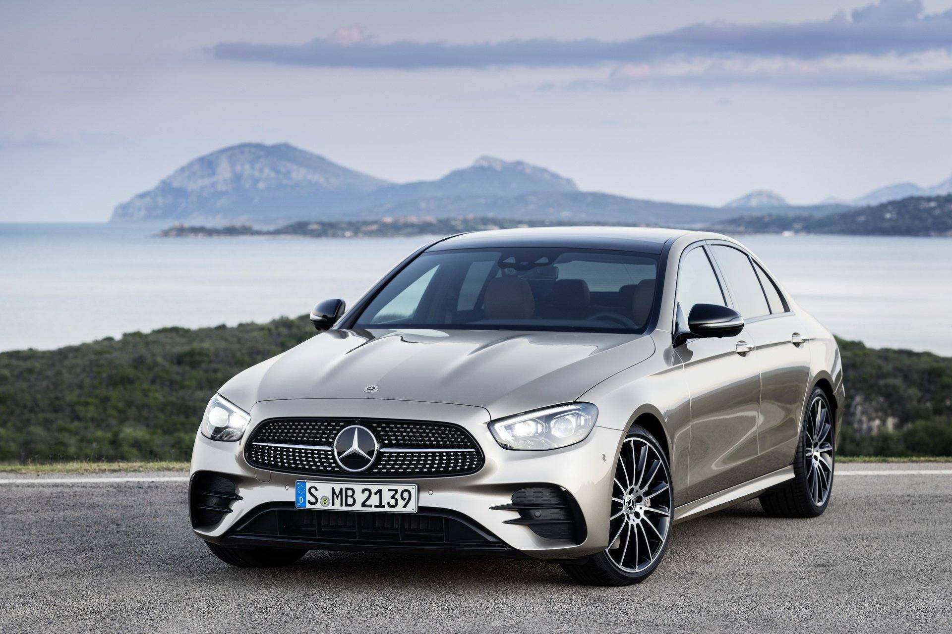 E 300