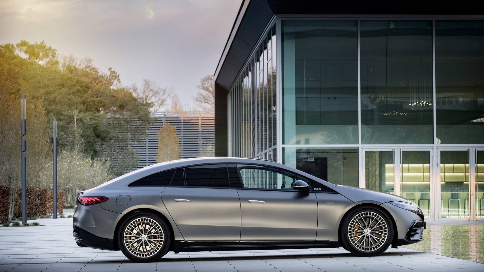 AMG EQS 53 4MATIC+ Dynamic Plus