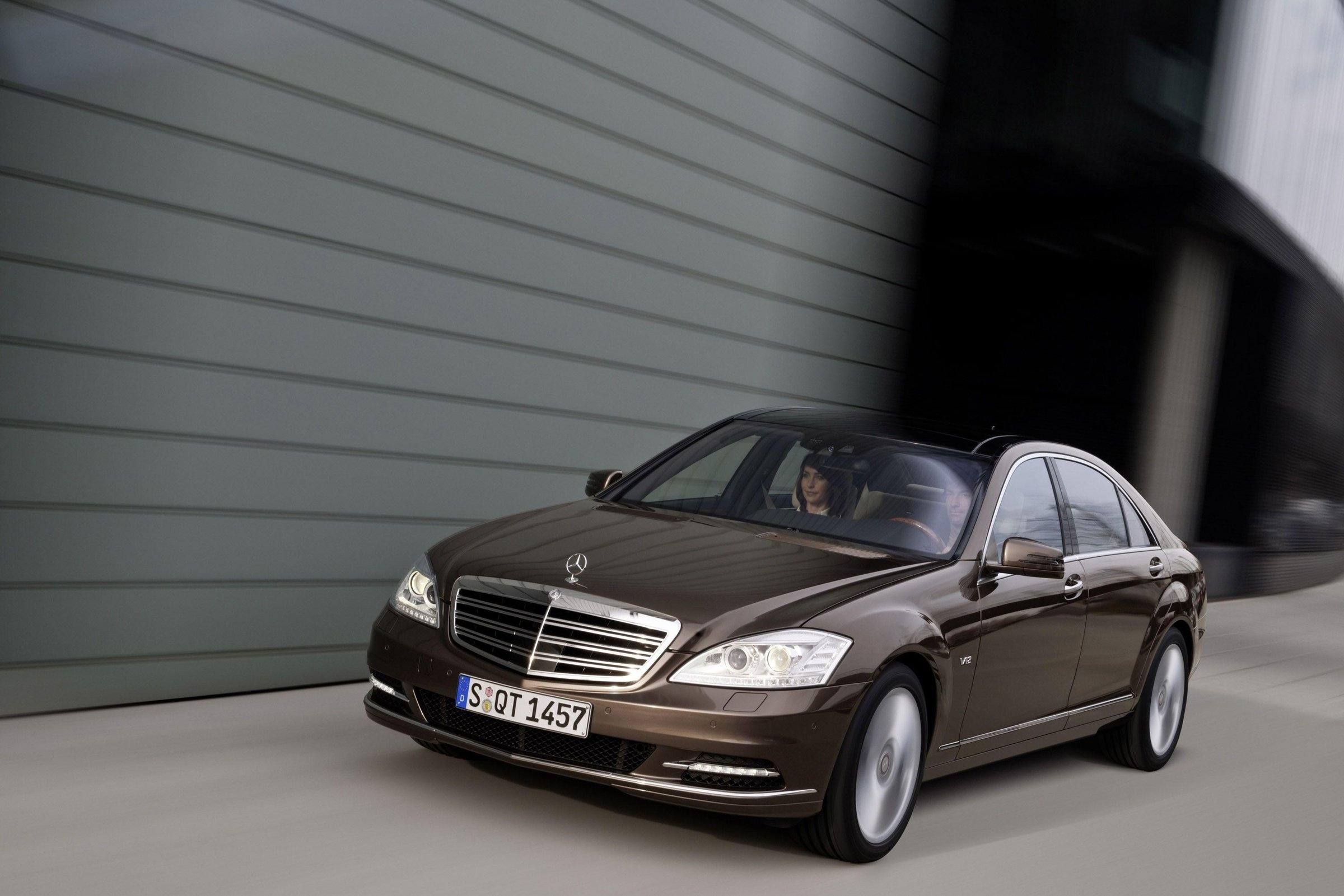 S 600