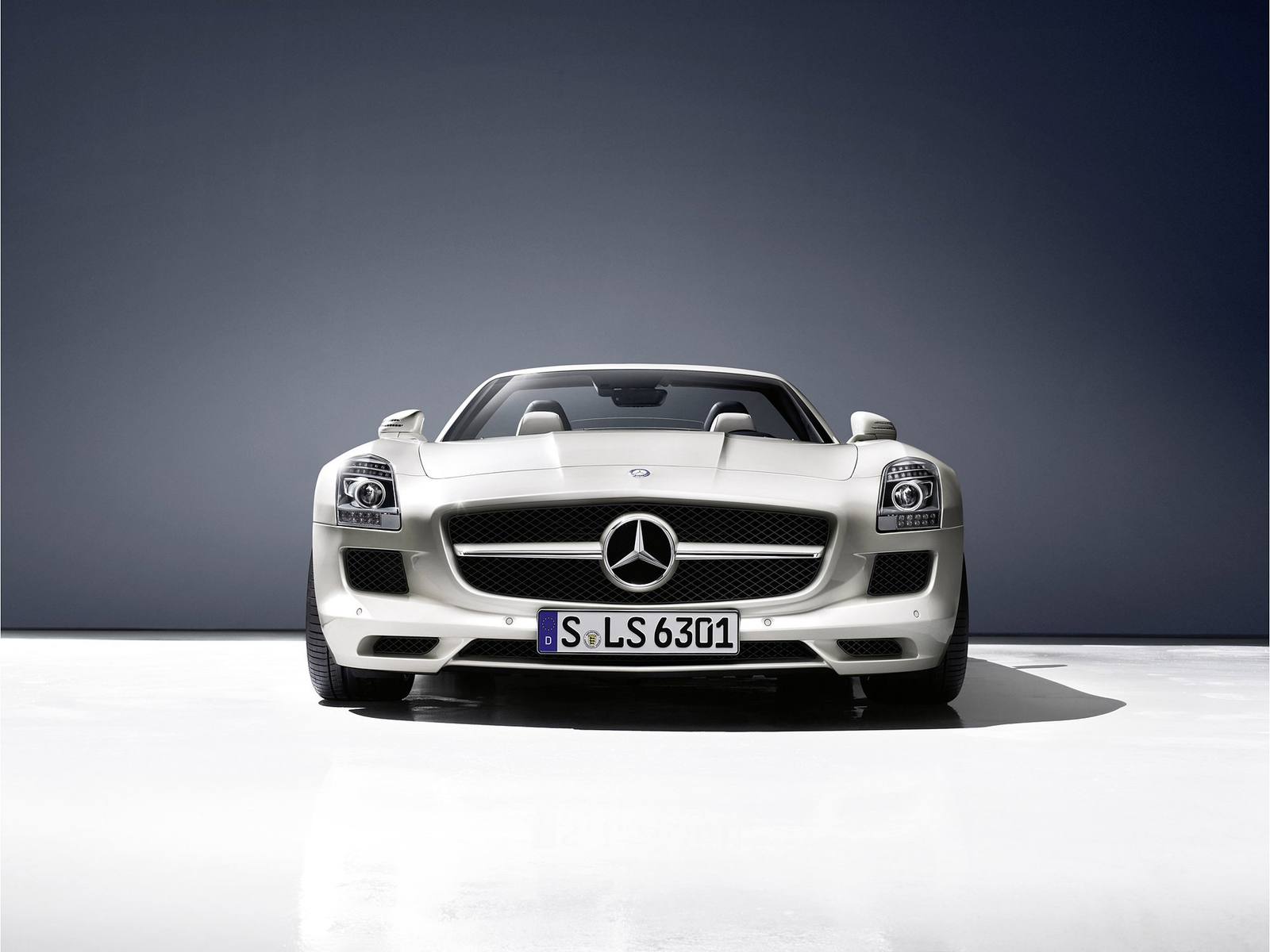 SLS AMG Roadster