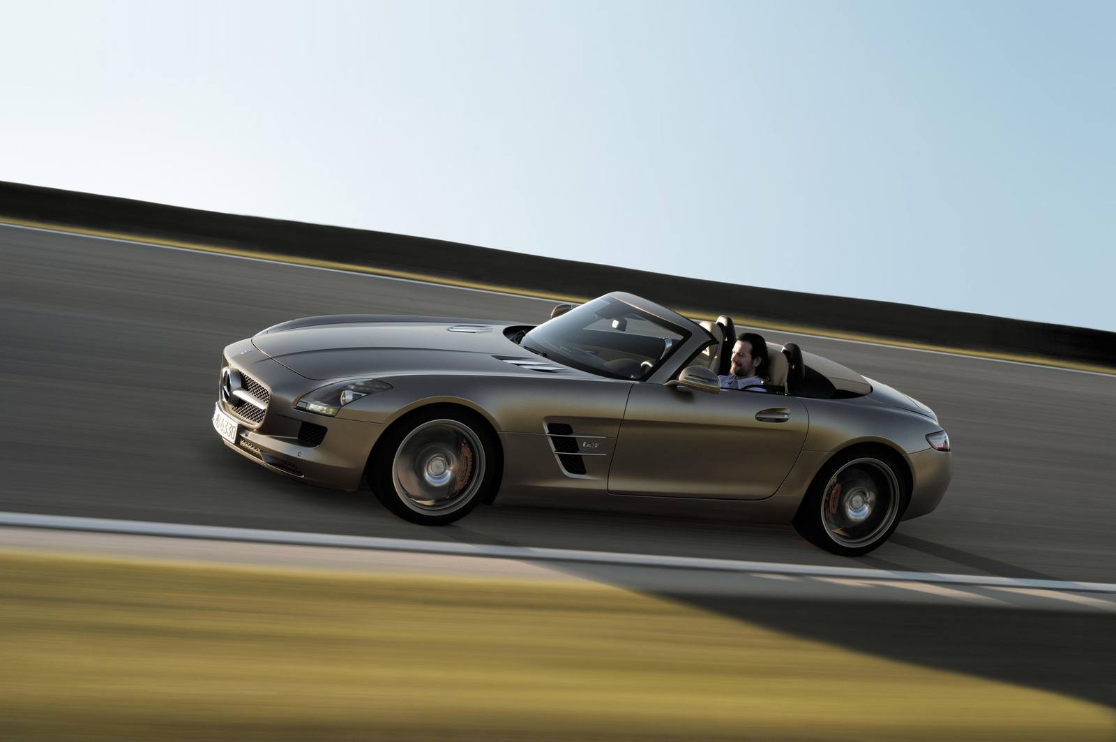 SLS AMG GT Roadster
