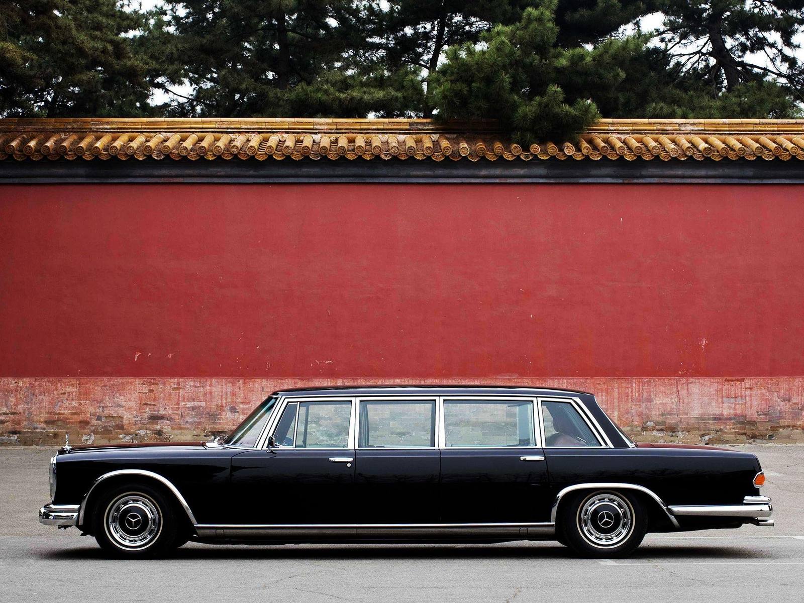 600 Pullman 6-Door
