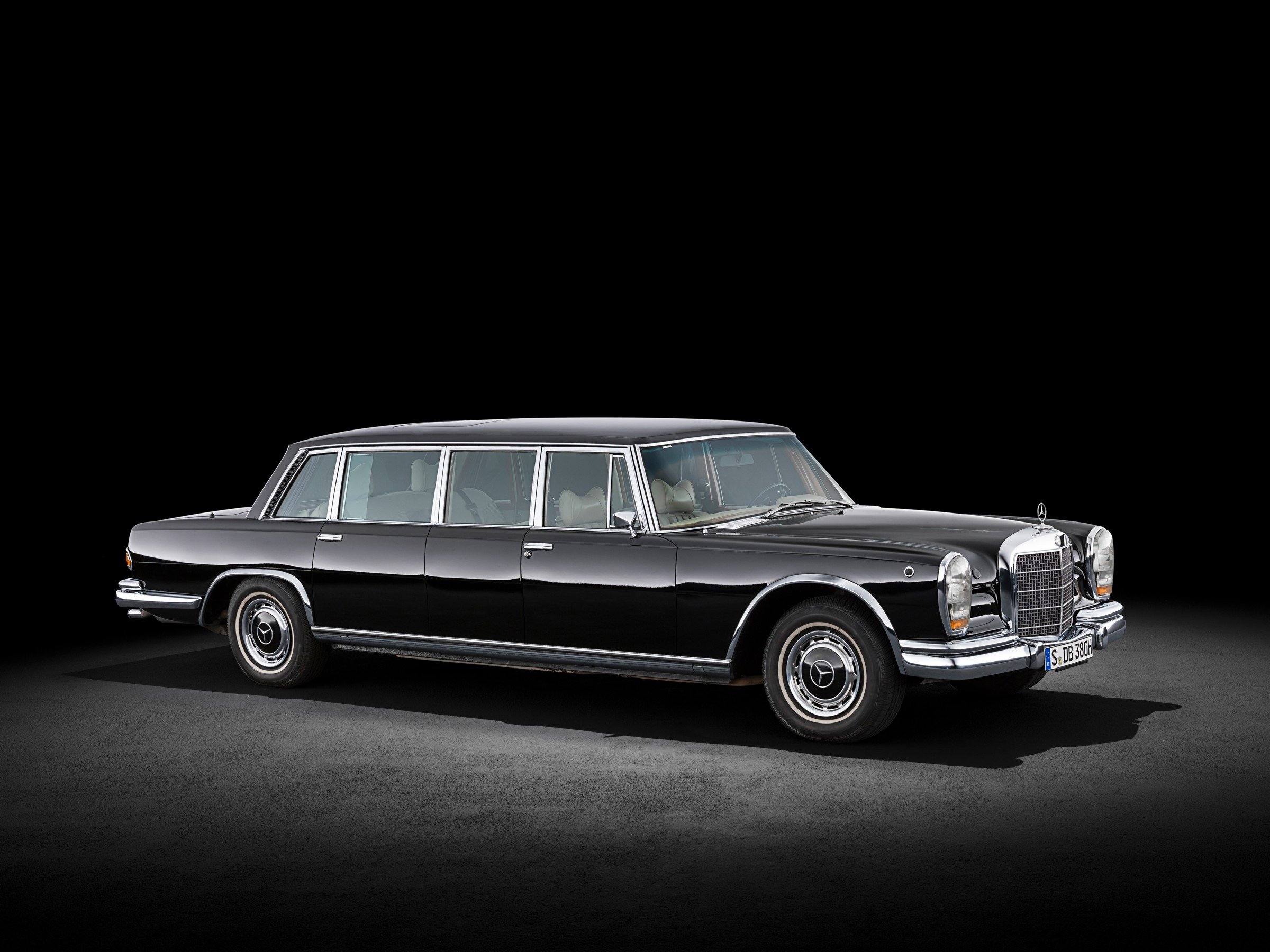 600 Pullman 6-Door