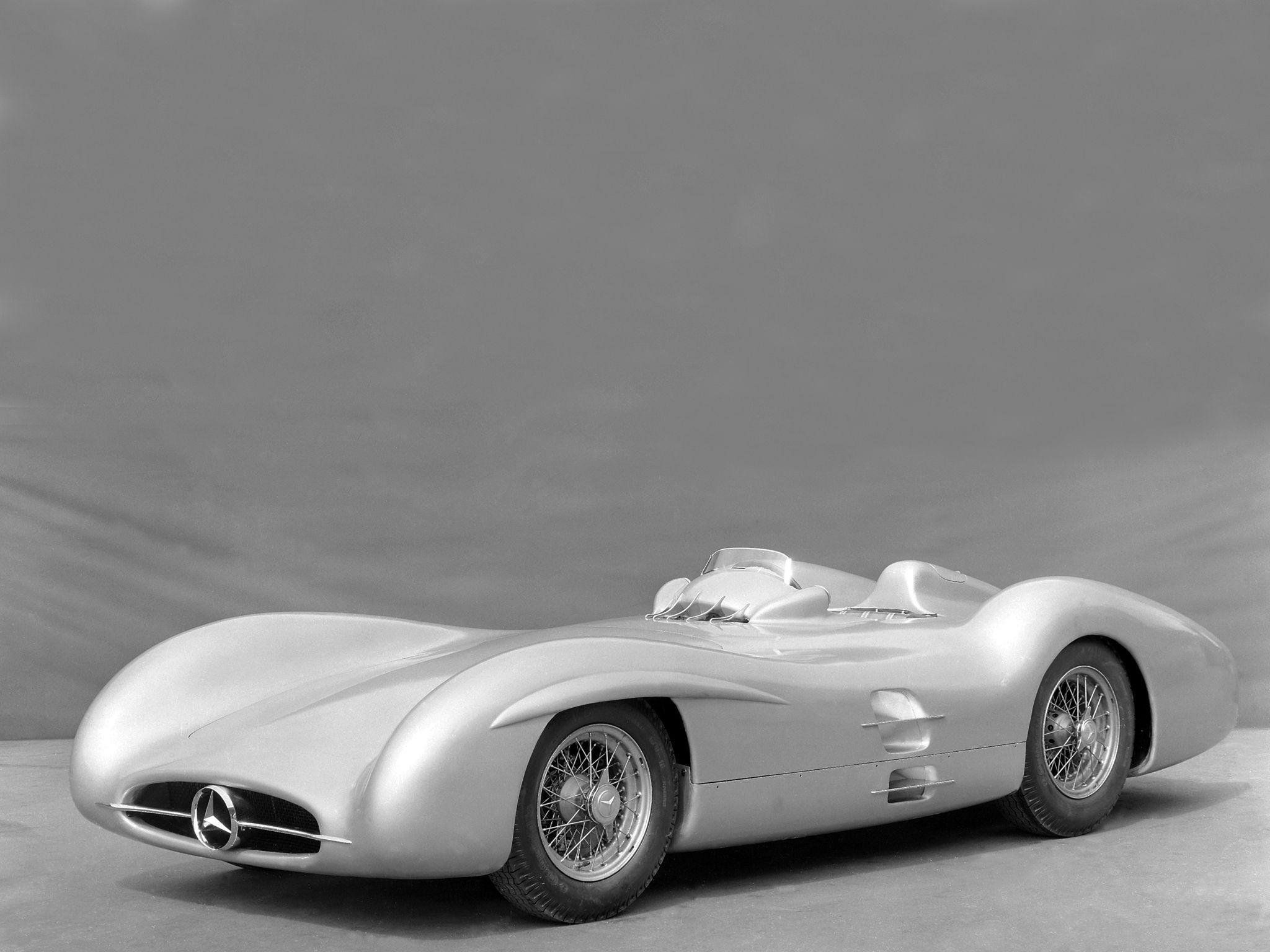 W196