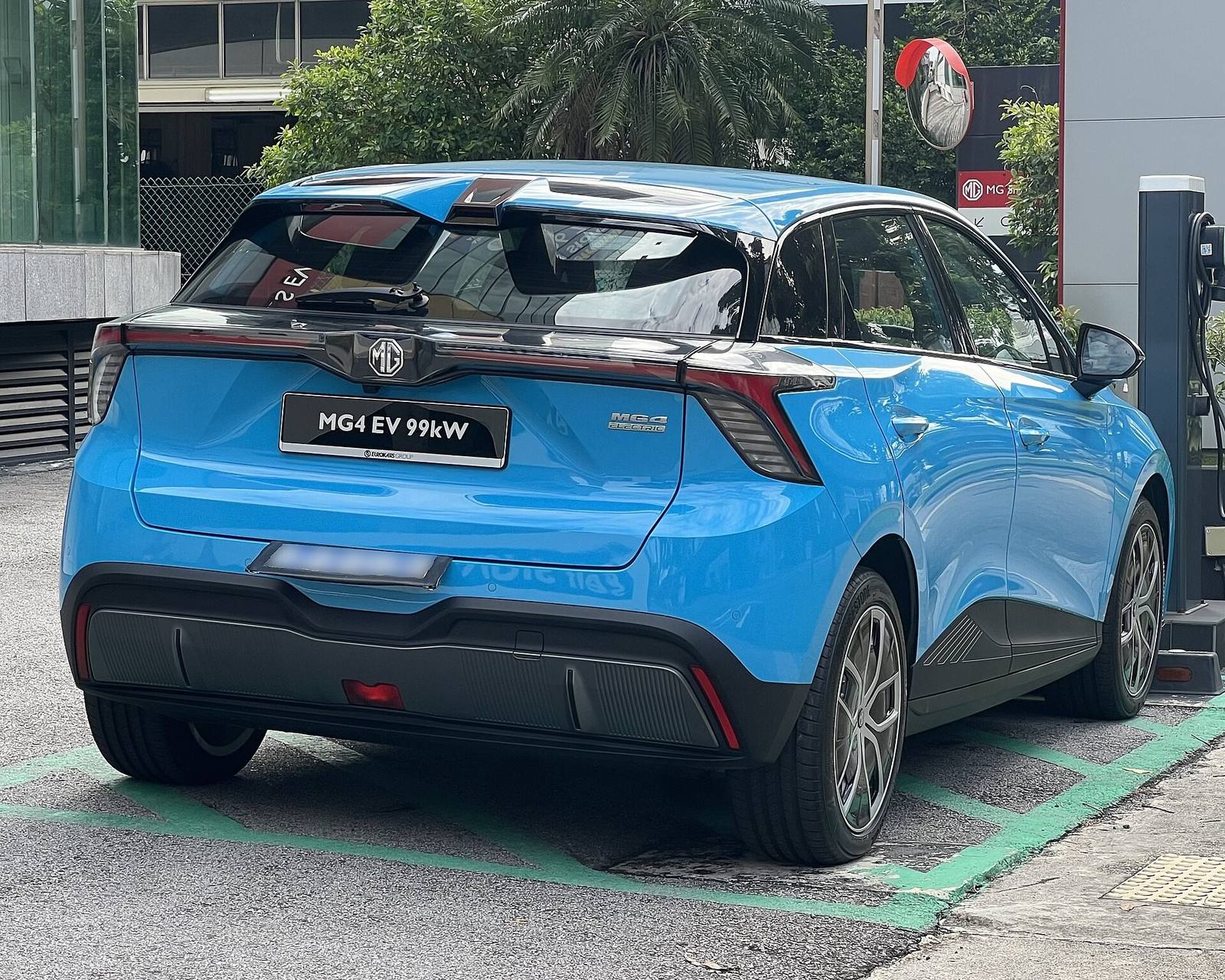 MG4 EV Long Range 64kWh