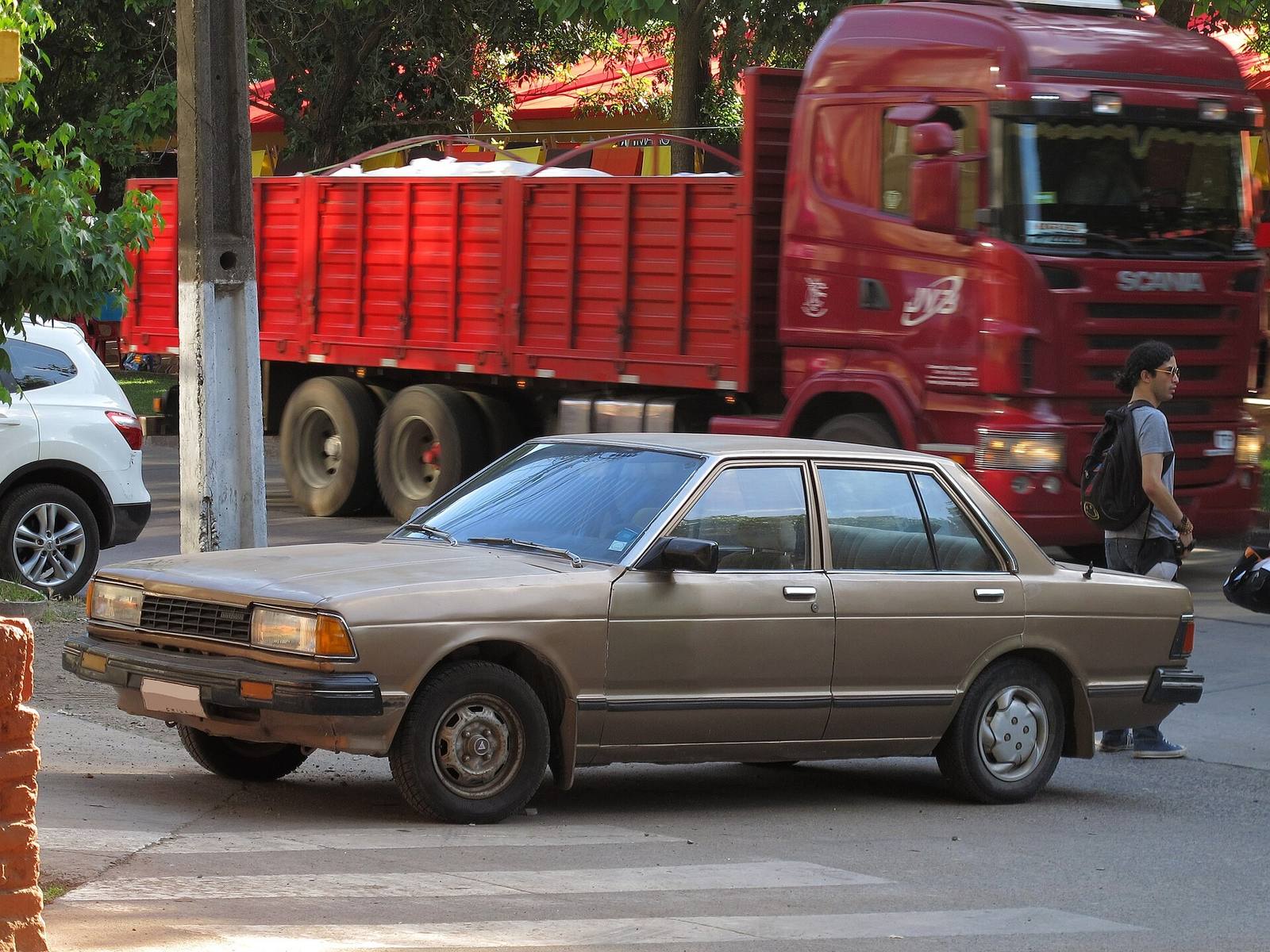 2.0 GL (T12)