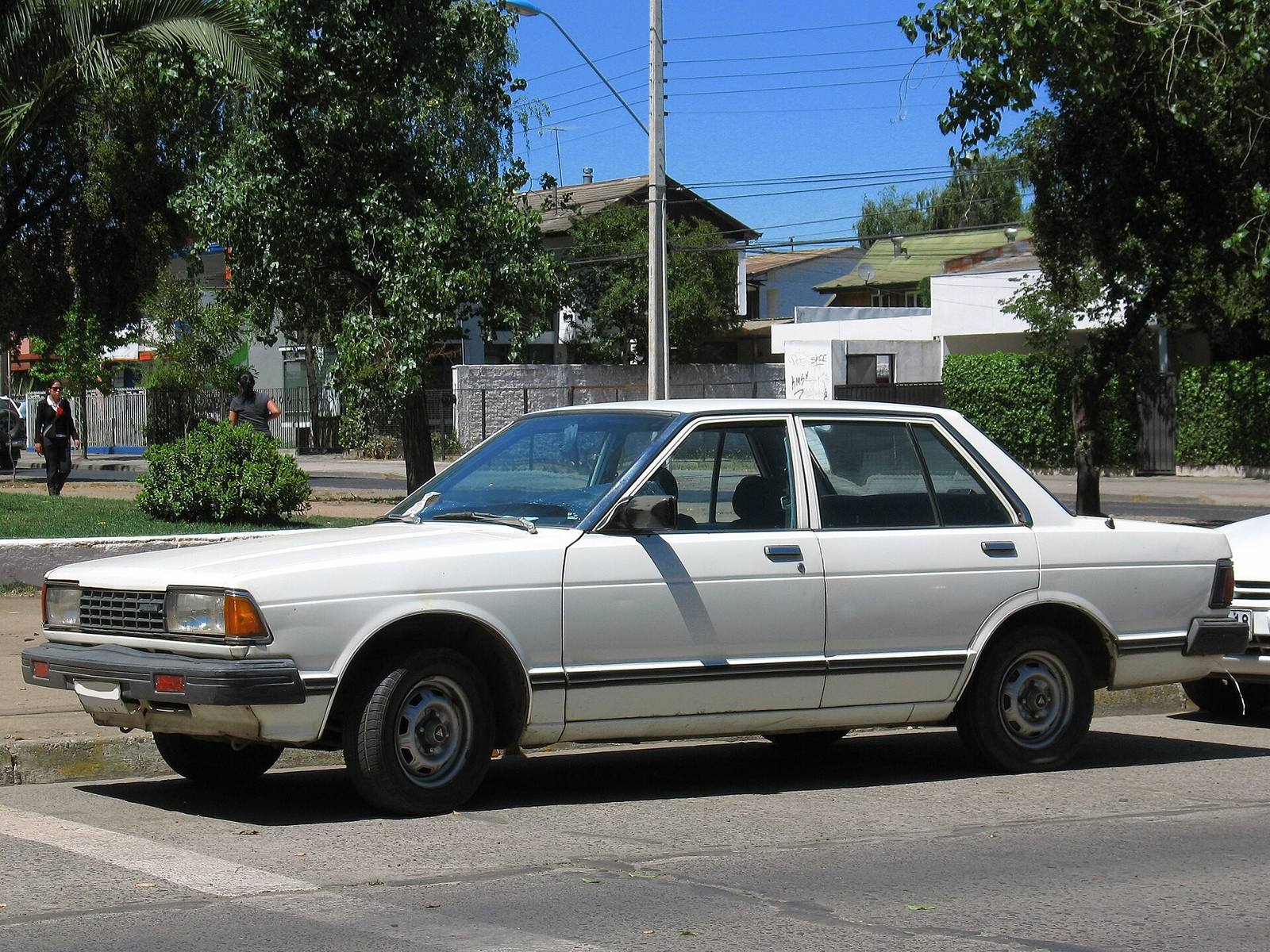 2.0 GL (T12)