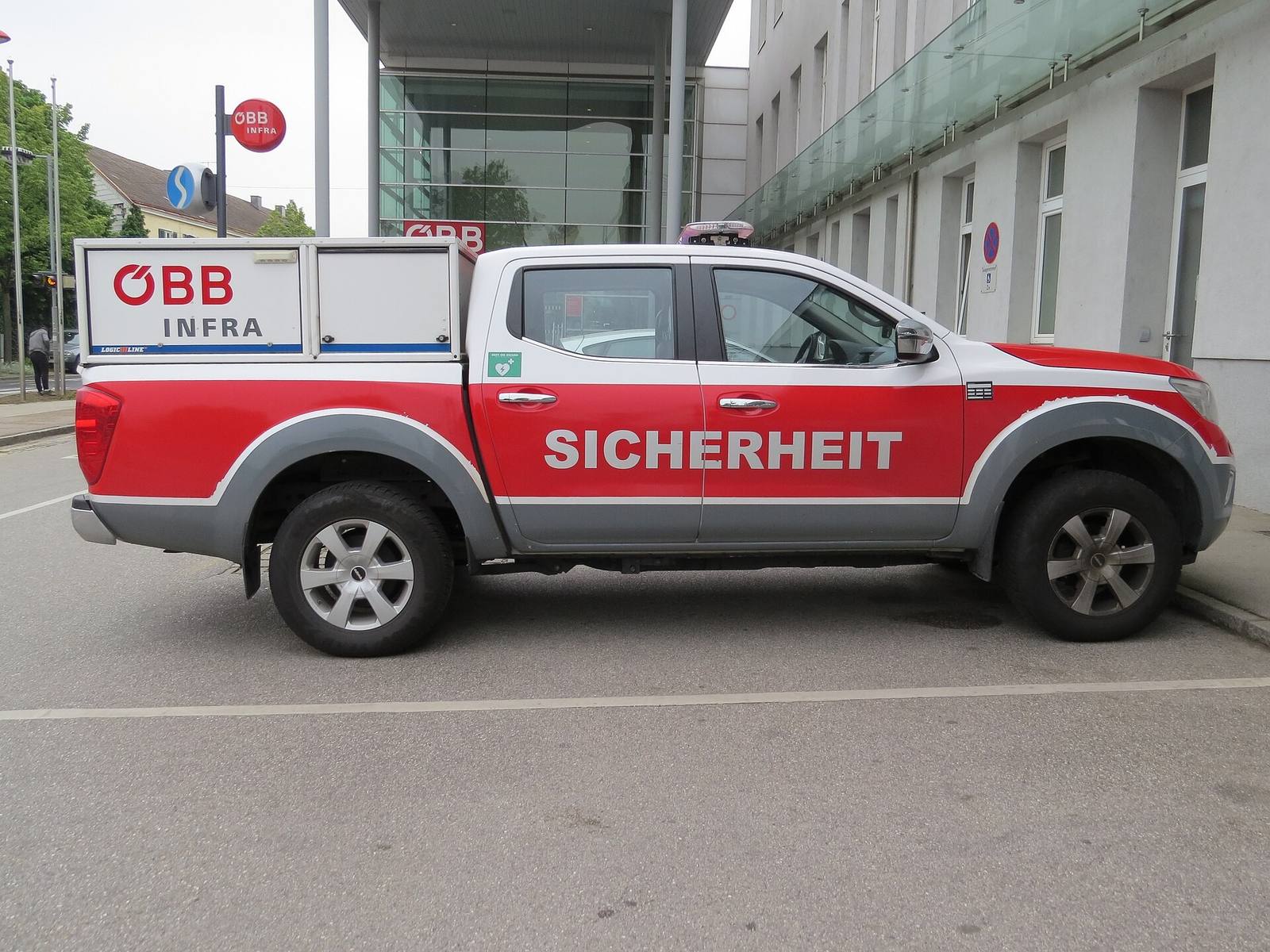 2.5 dCi (D40)