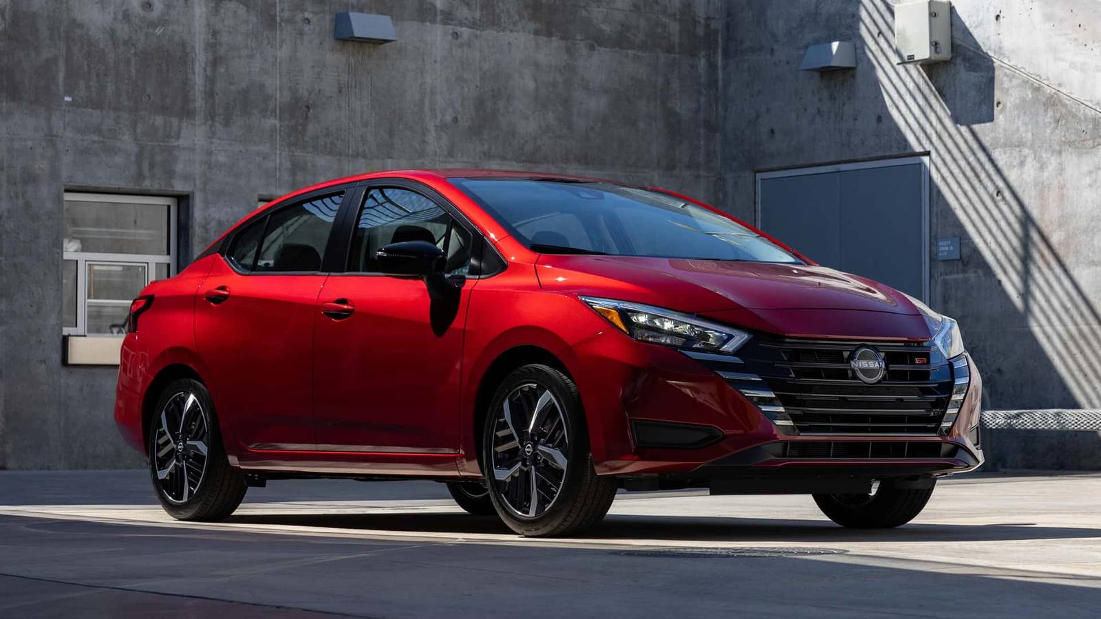 Versa 1.6 SR (N18)
