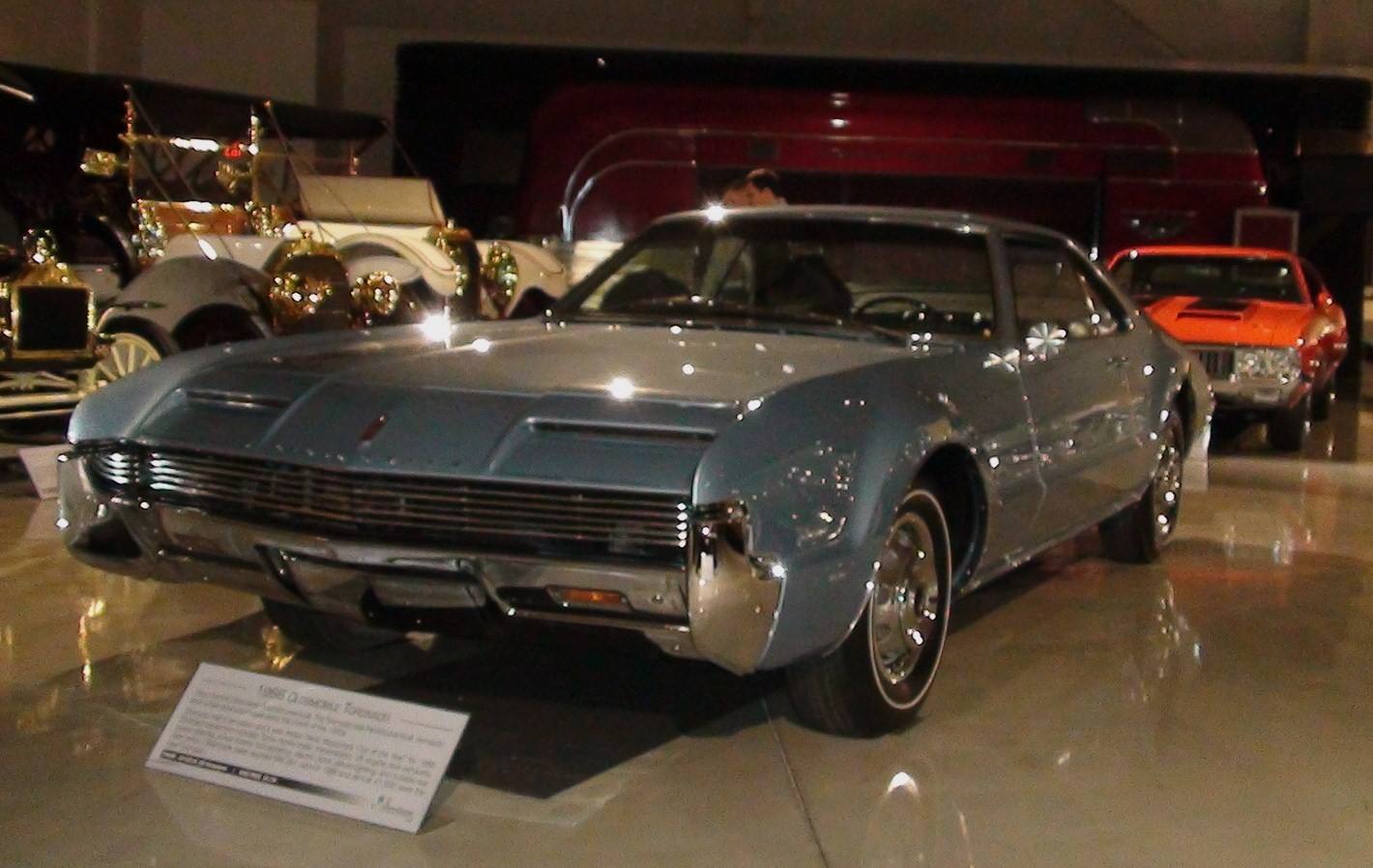 403 V8