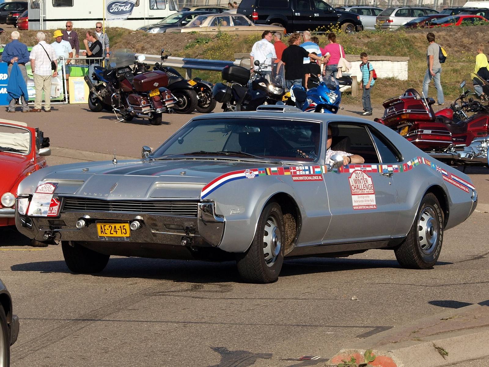 403 V8