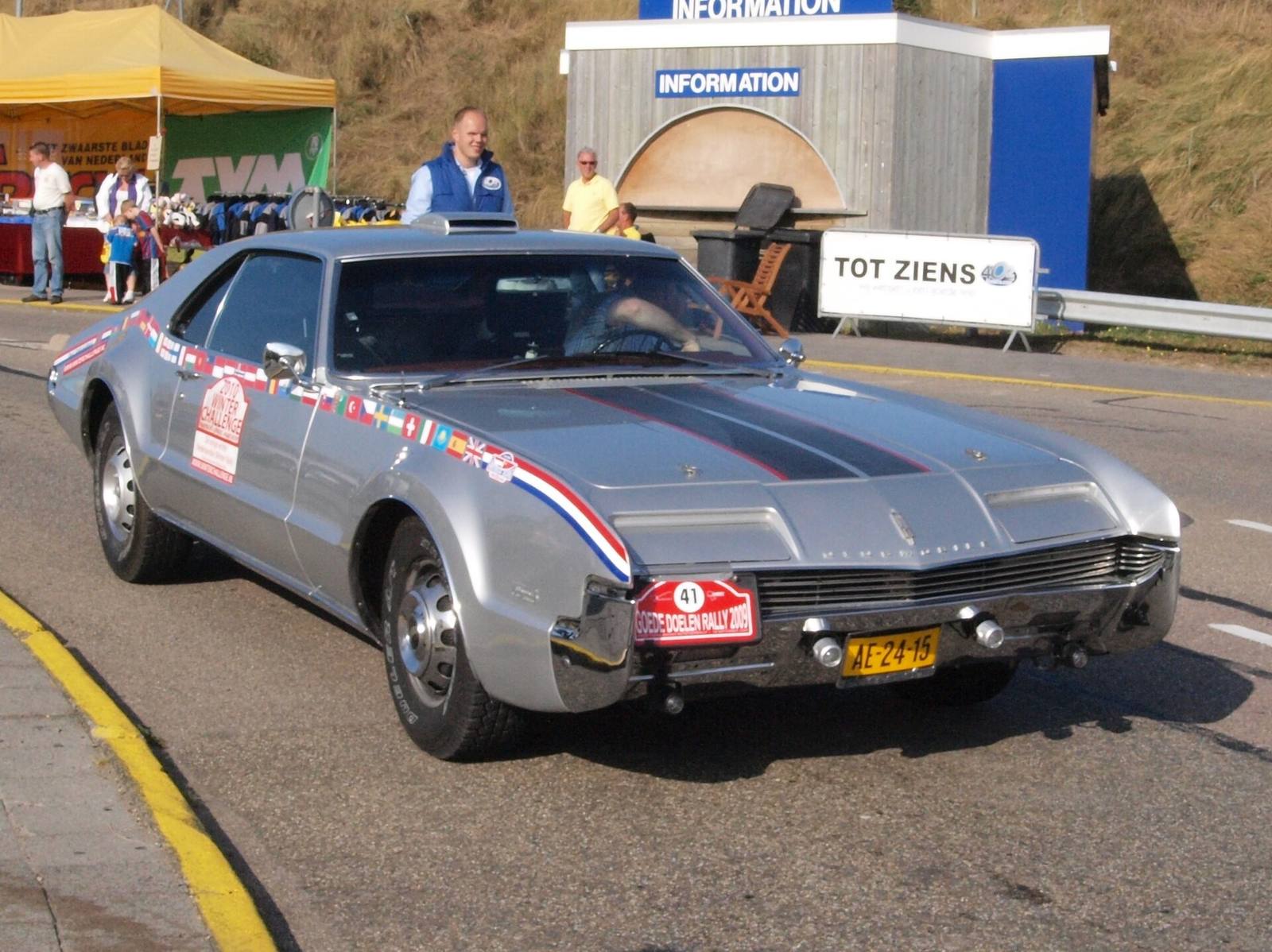 403 V8