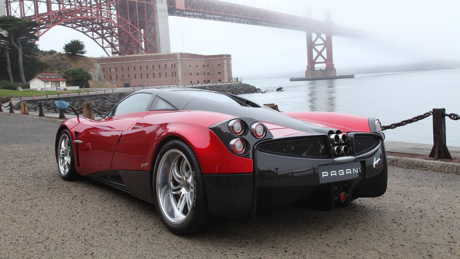Huayra 70 Derecho (few-off, Grandi Complicazioni)