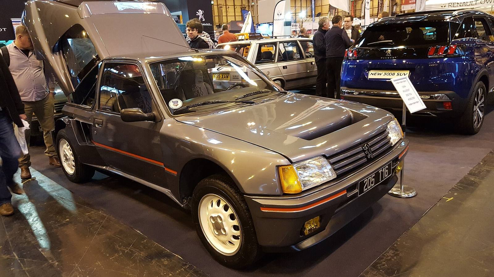 205 T16 Evolution 1