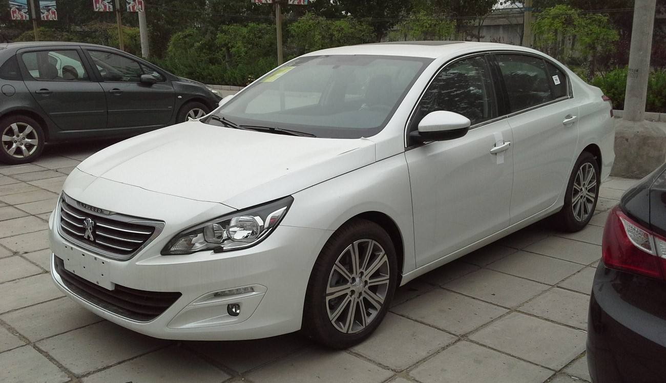 408 Hybrid 225 (PHEV)