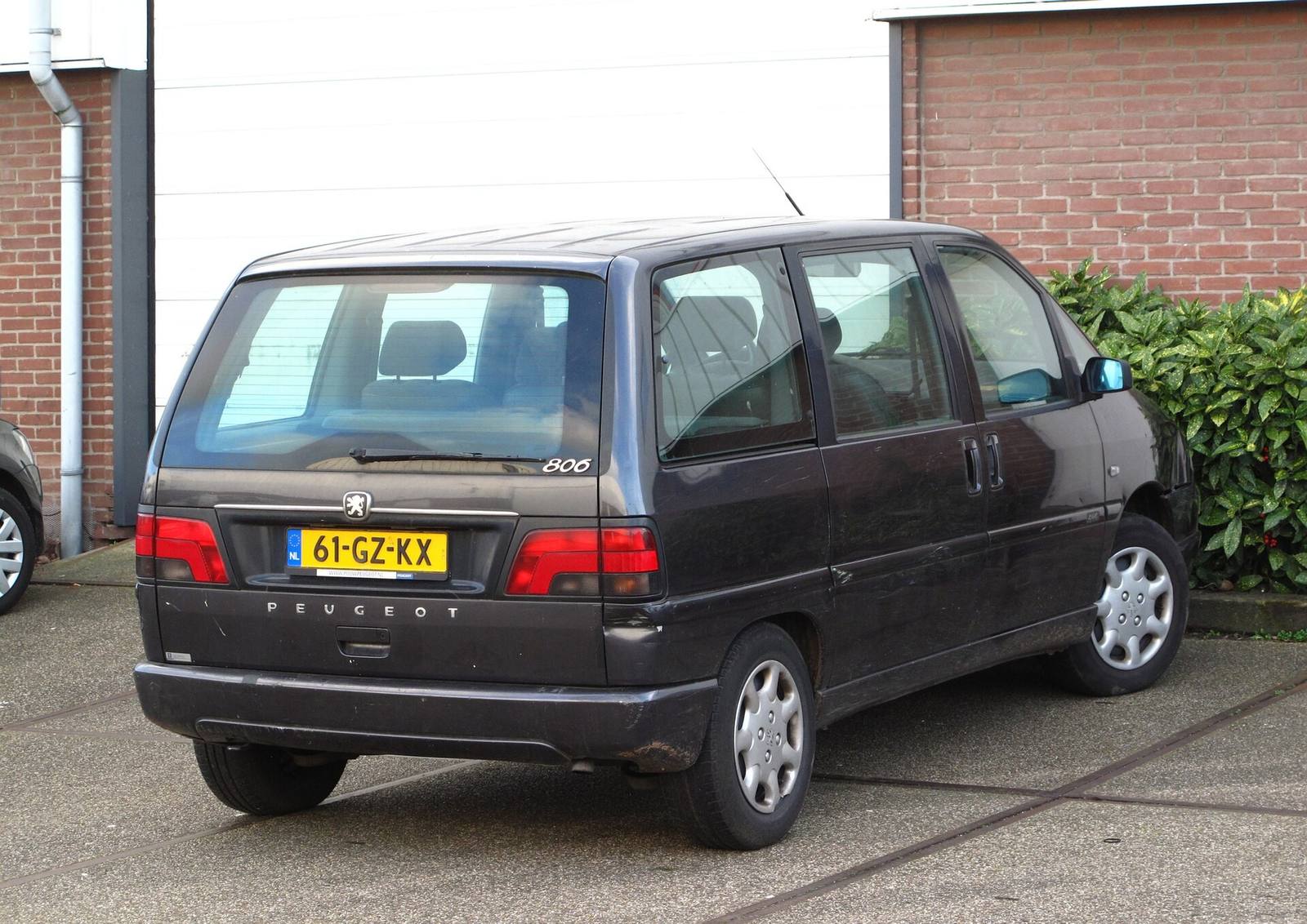 806 2.0 Turbo