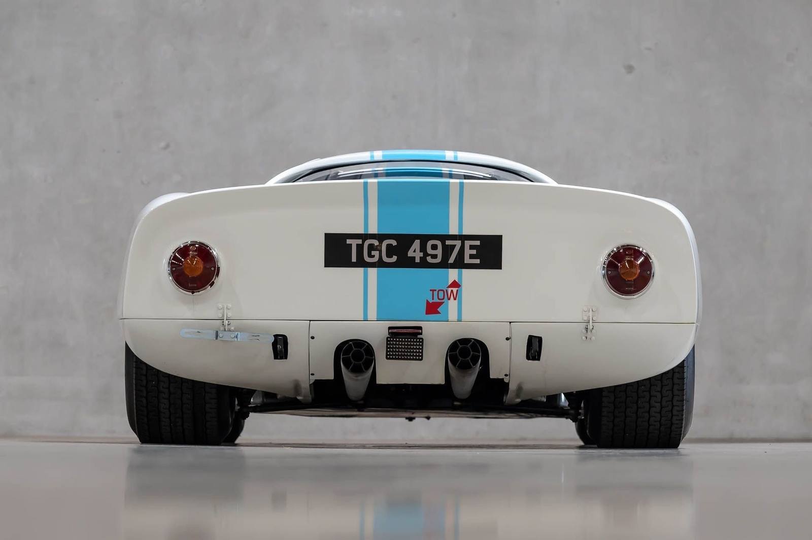 910 (flat-6)