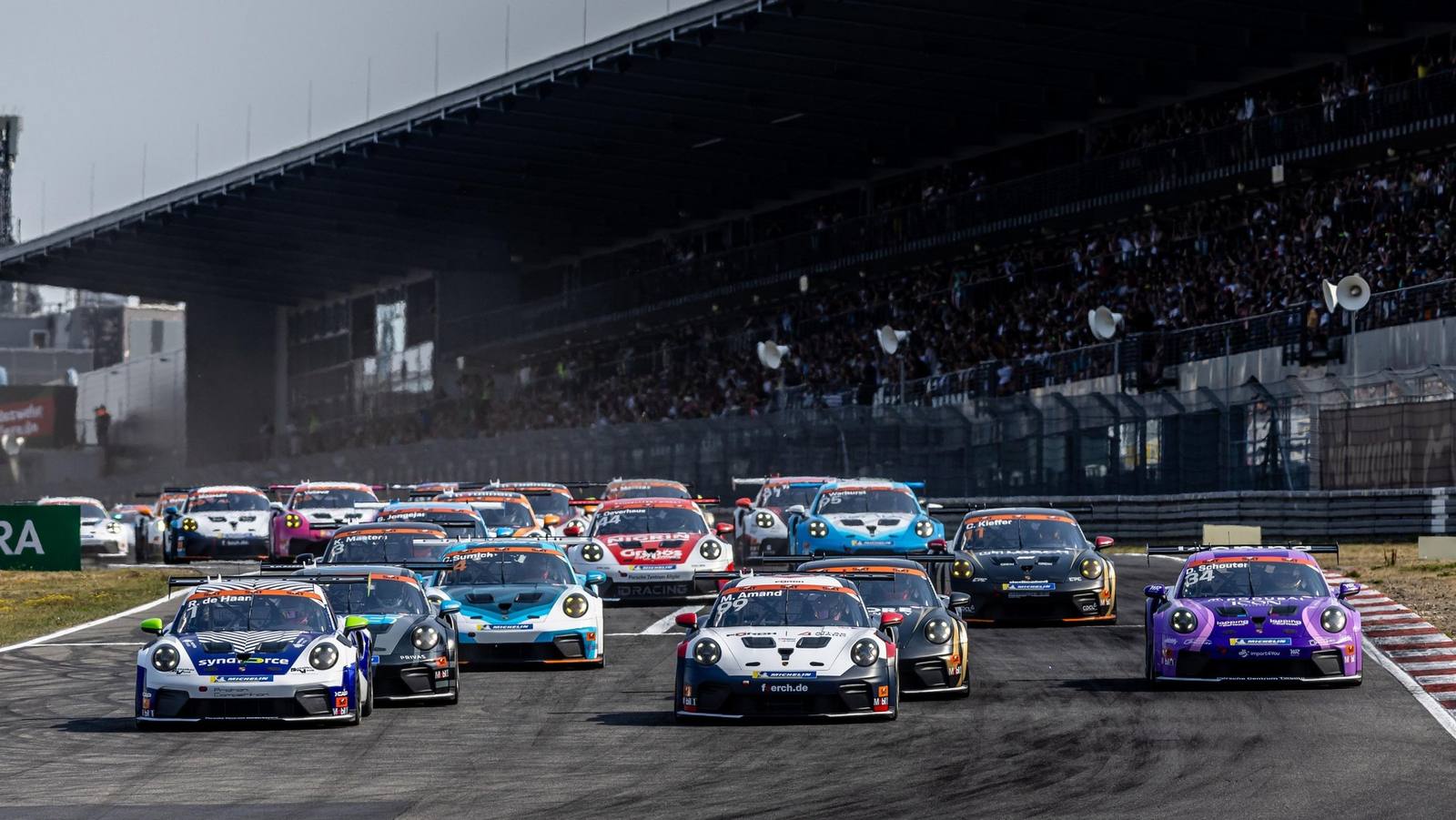 911 Cup (992.2)