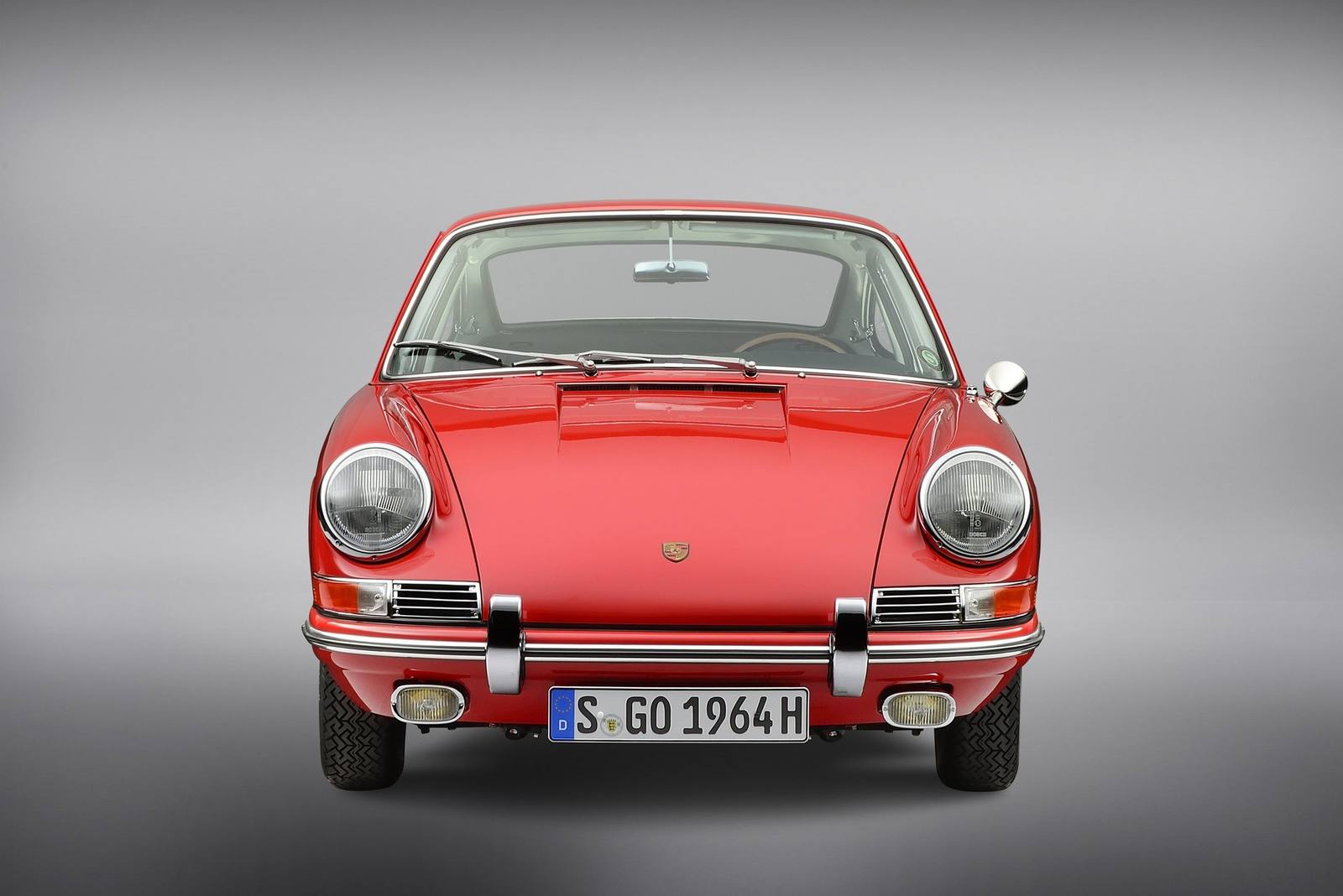 911