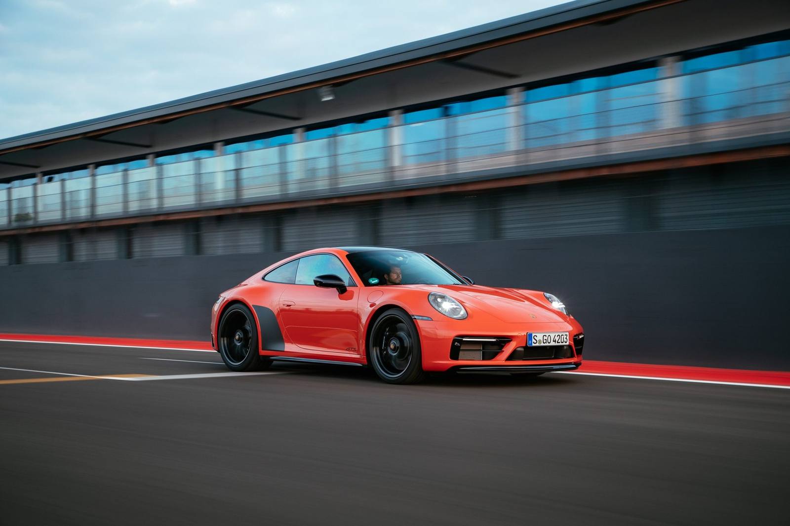 Carrera 4 GTS