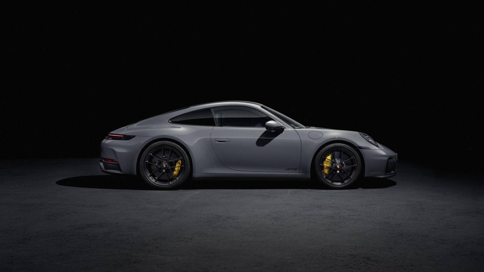 Carrera GTS (T-Hybrid)