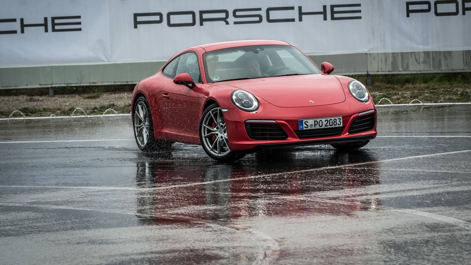 Carrera 4