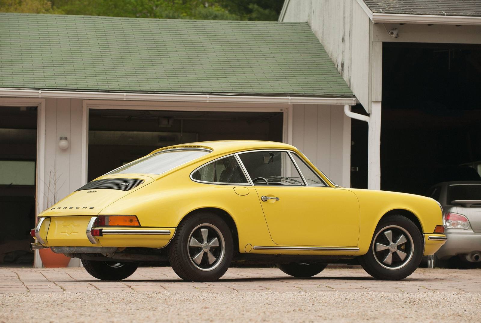 911 2.4 T