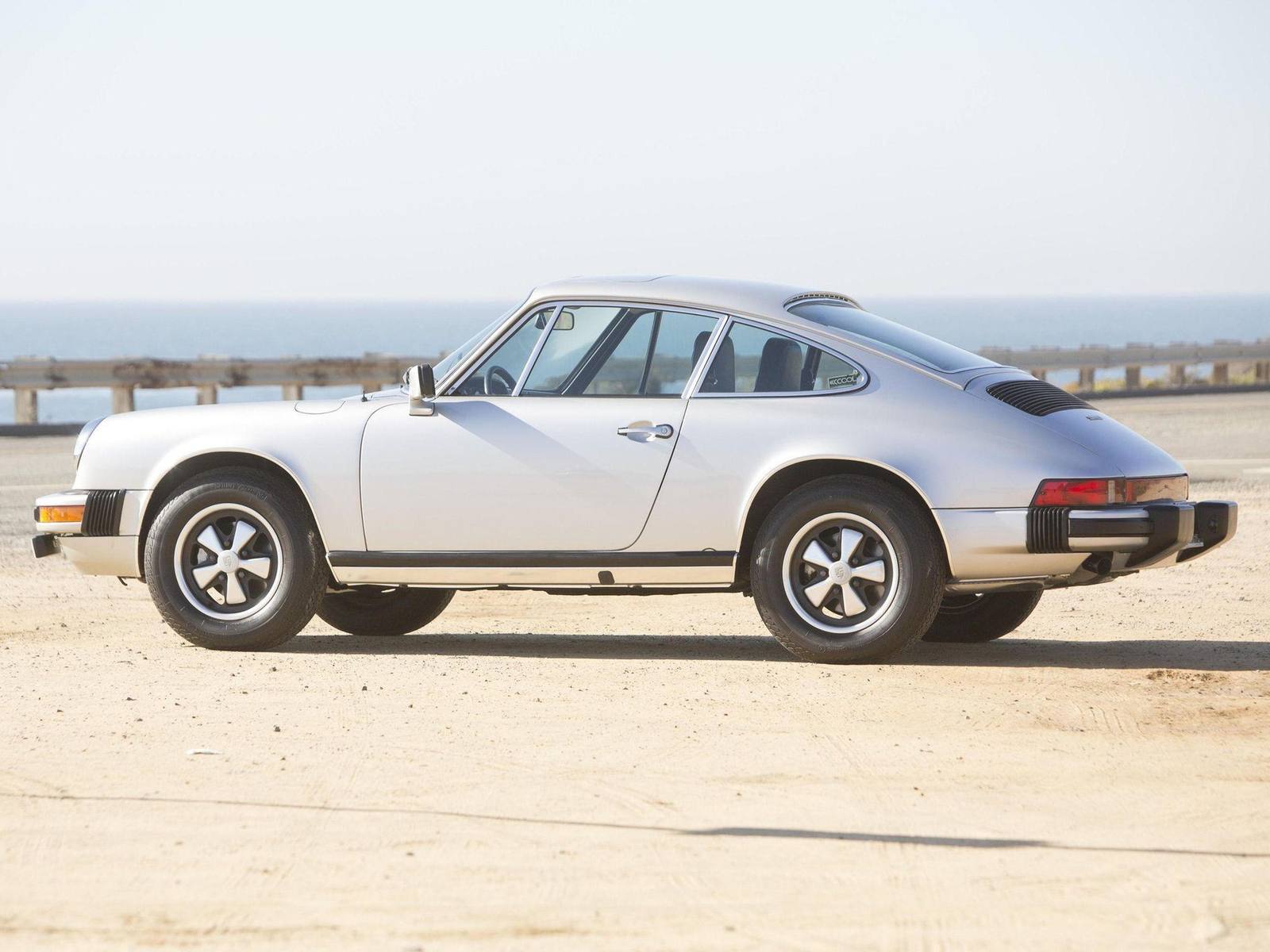 911 S
