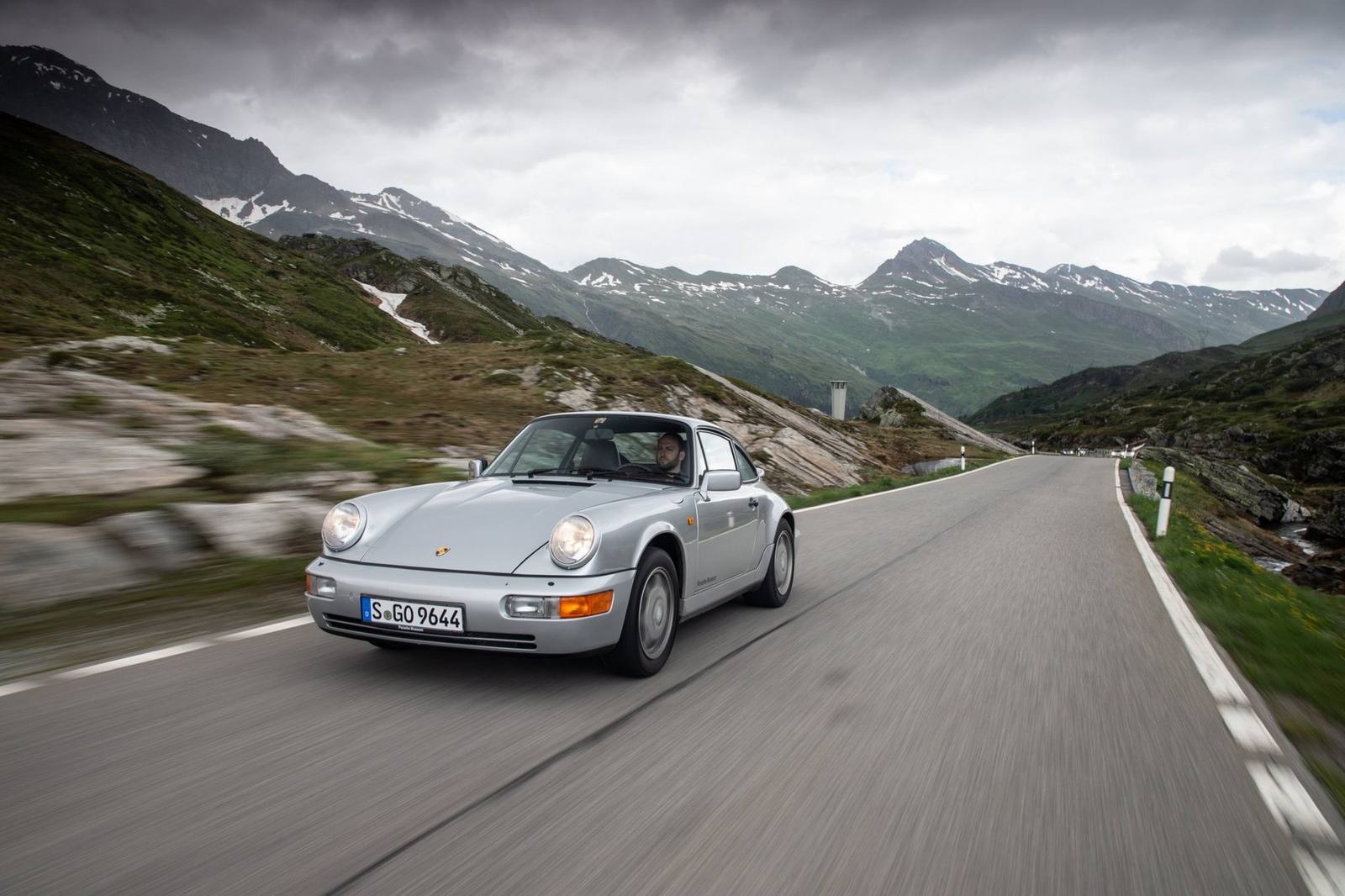 Carrera 4