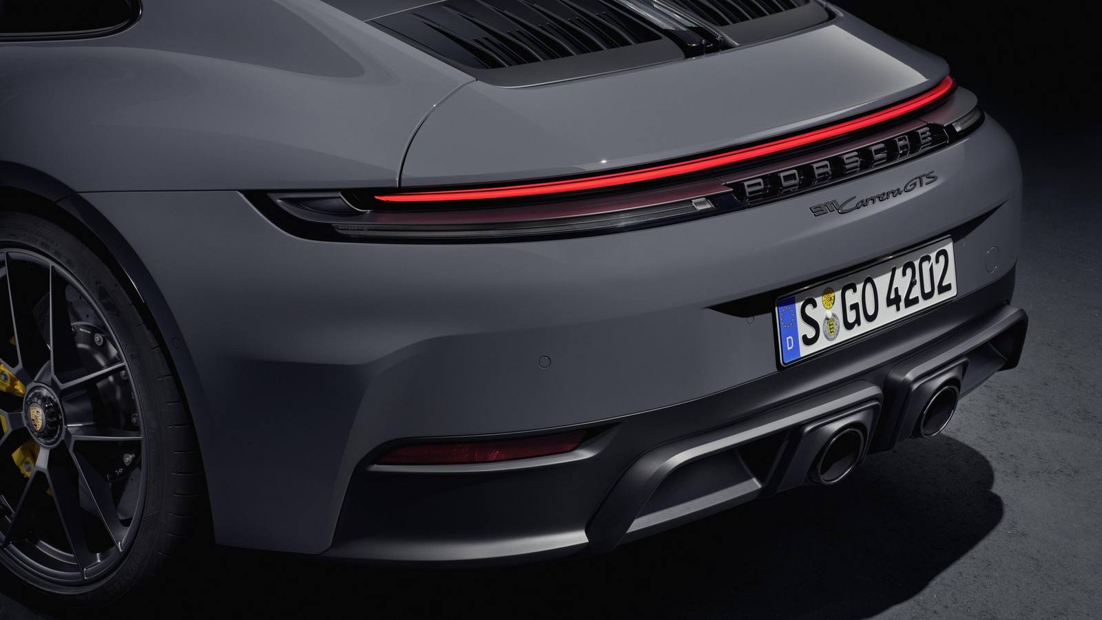 Carrera GTS (T-Hybrid)