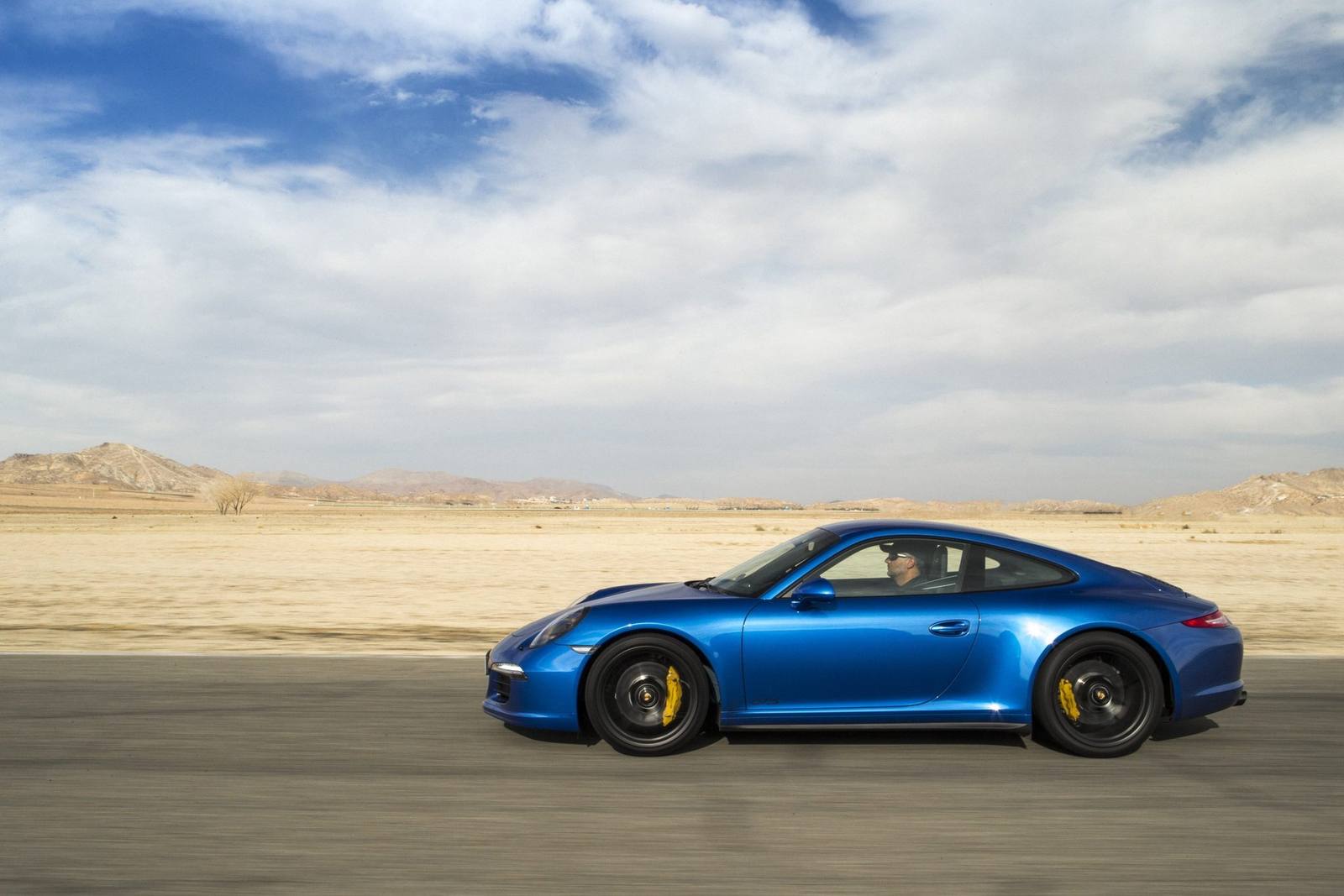 Carrera 4 GTS